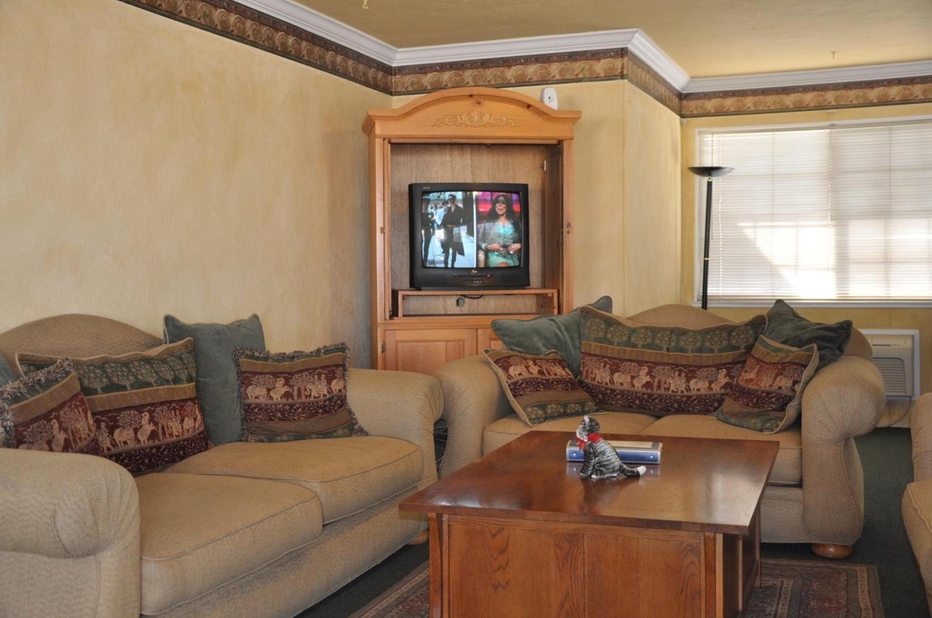 Travelers Inn Manteca photo 3