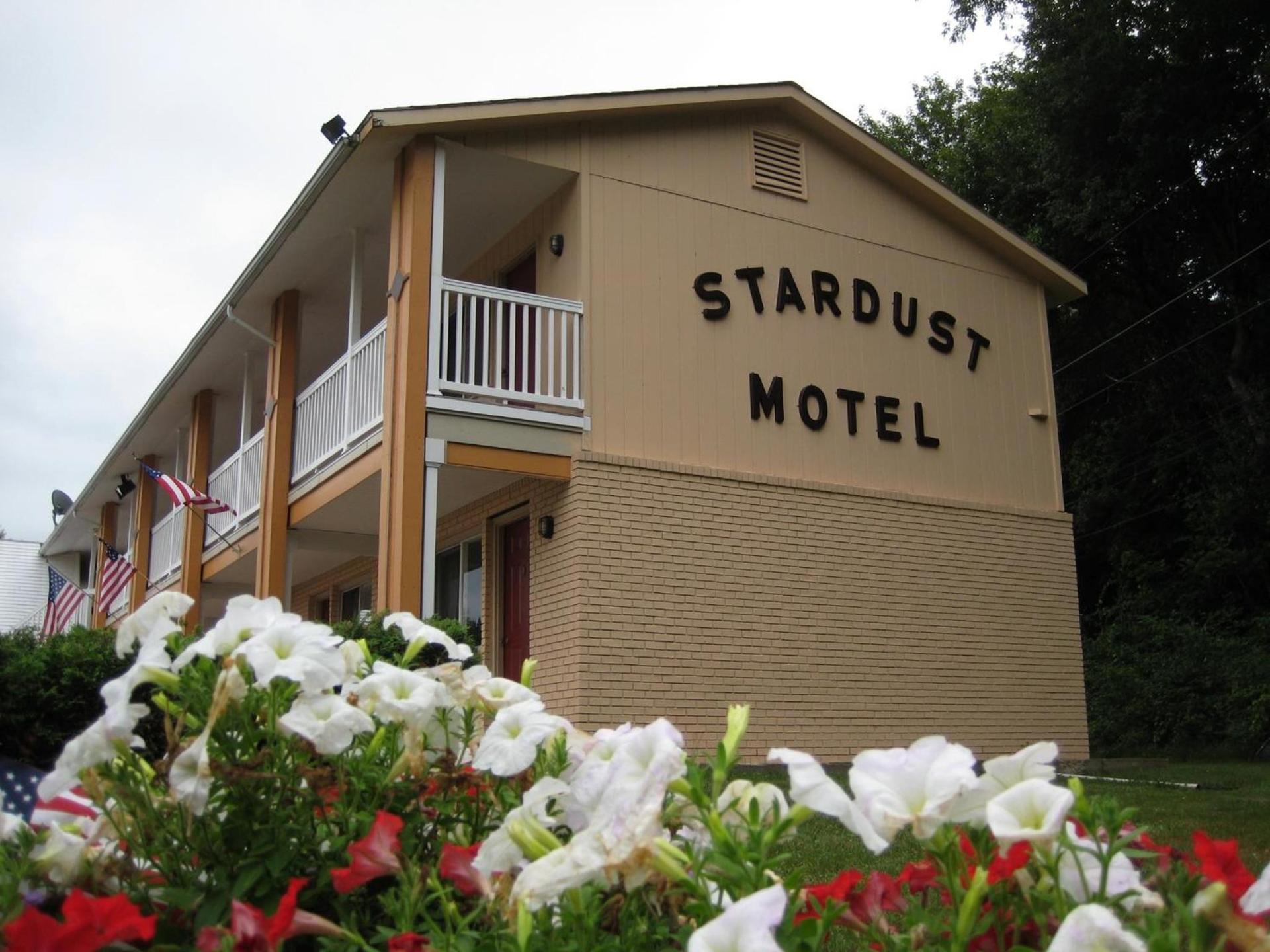 Stardust Motel — hotel in North Stonington