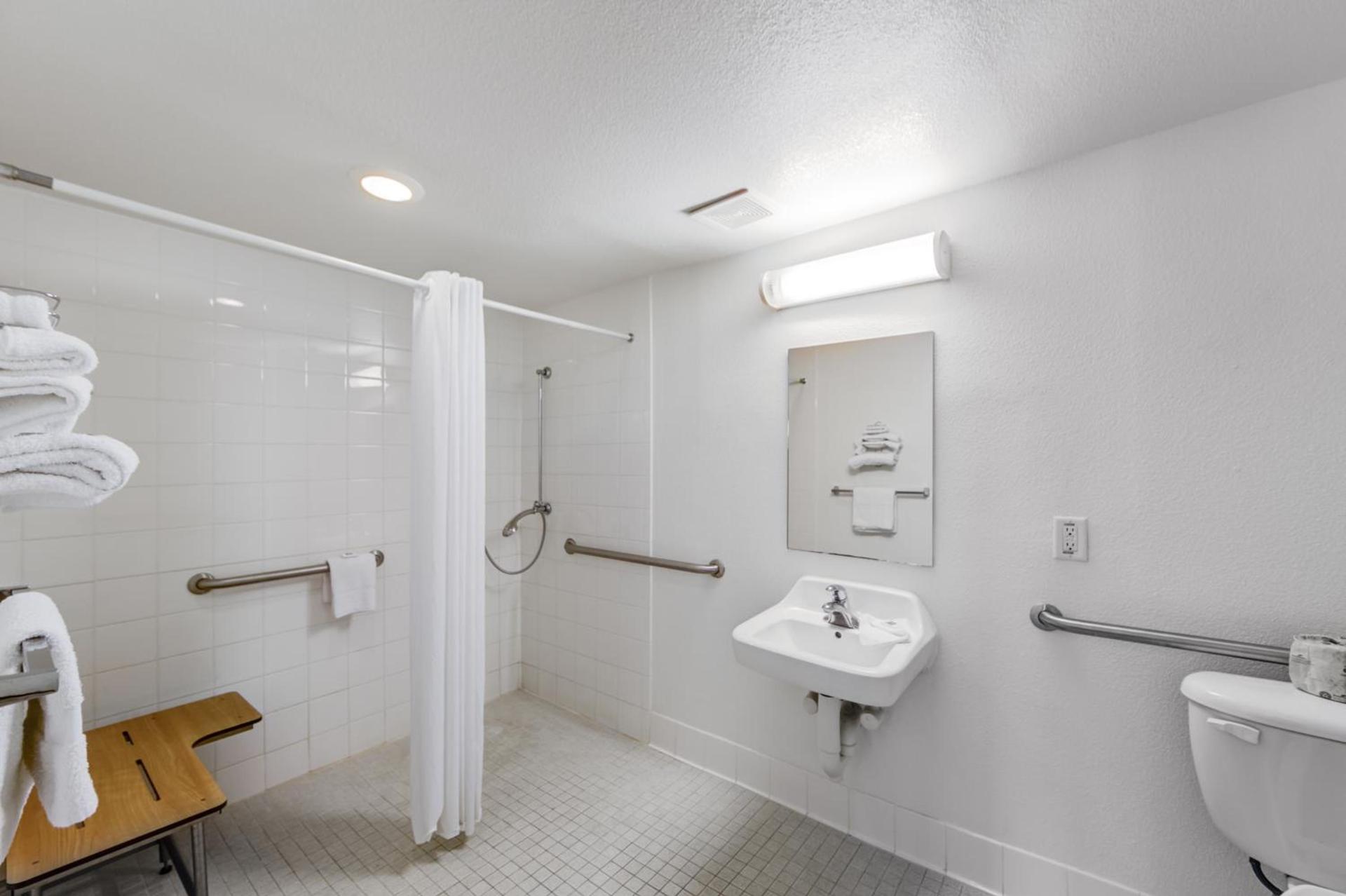 Motel 6-Dallas, TX - South photo 35