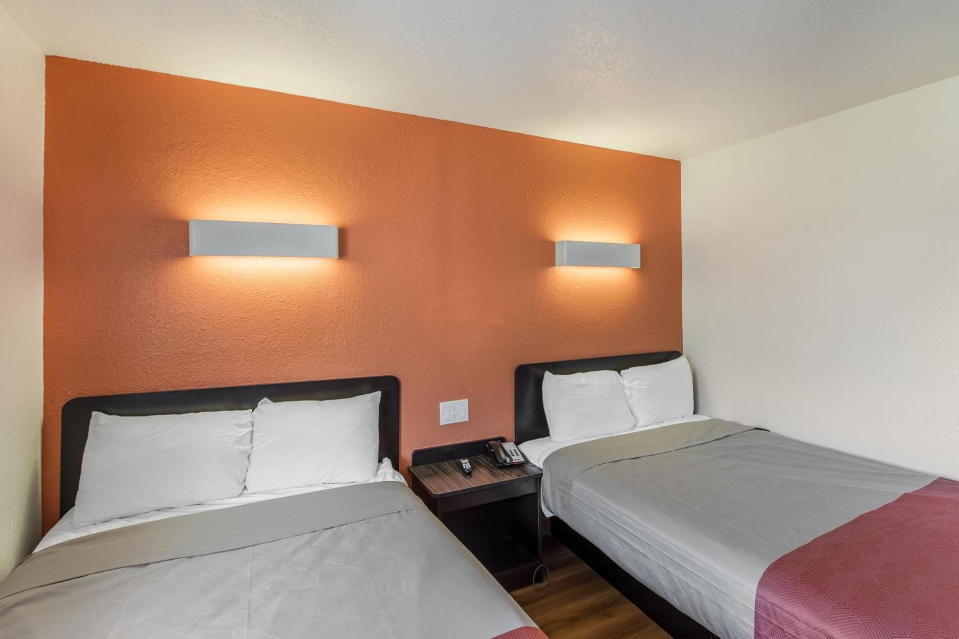 Motel 6-Dallas, TX - South photo 10