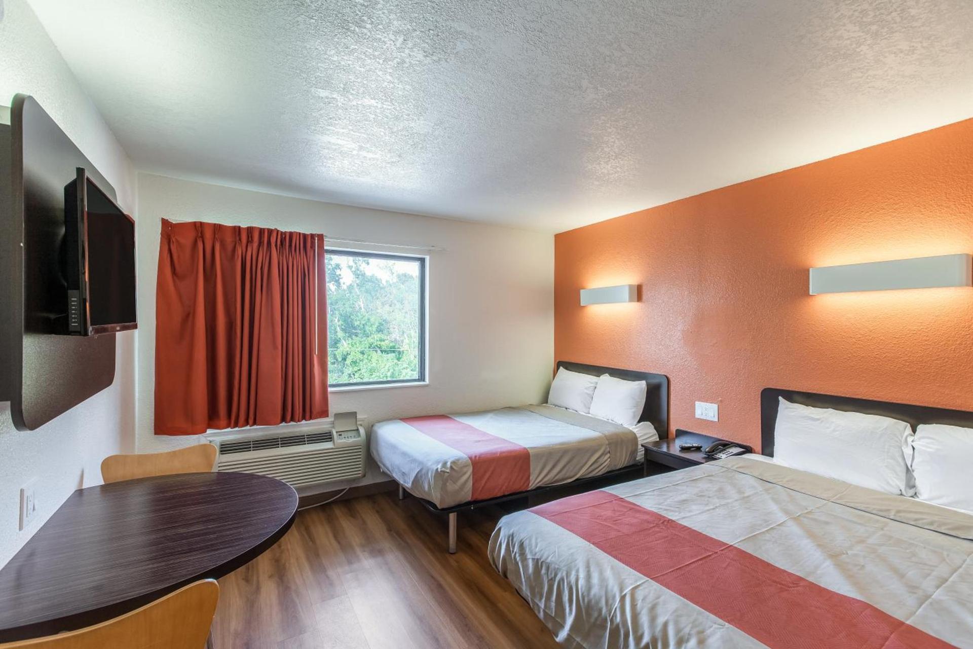 Motel 6-Dallas, TX - South photo 5