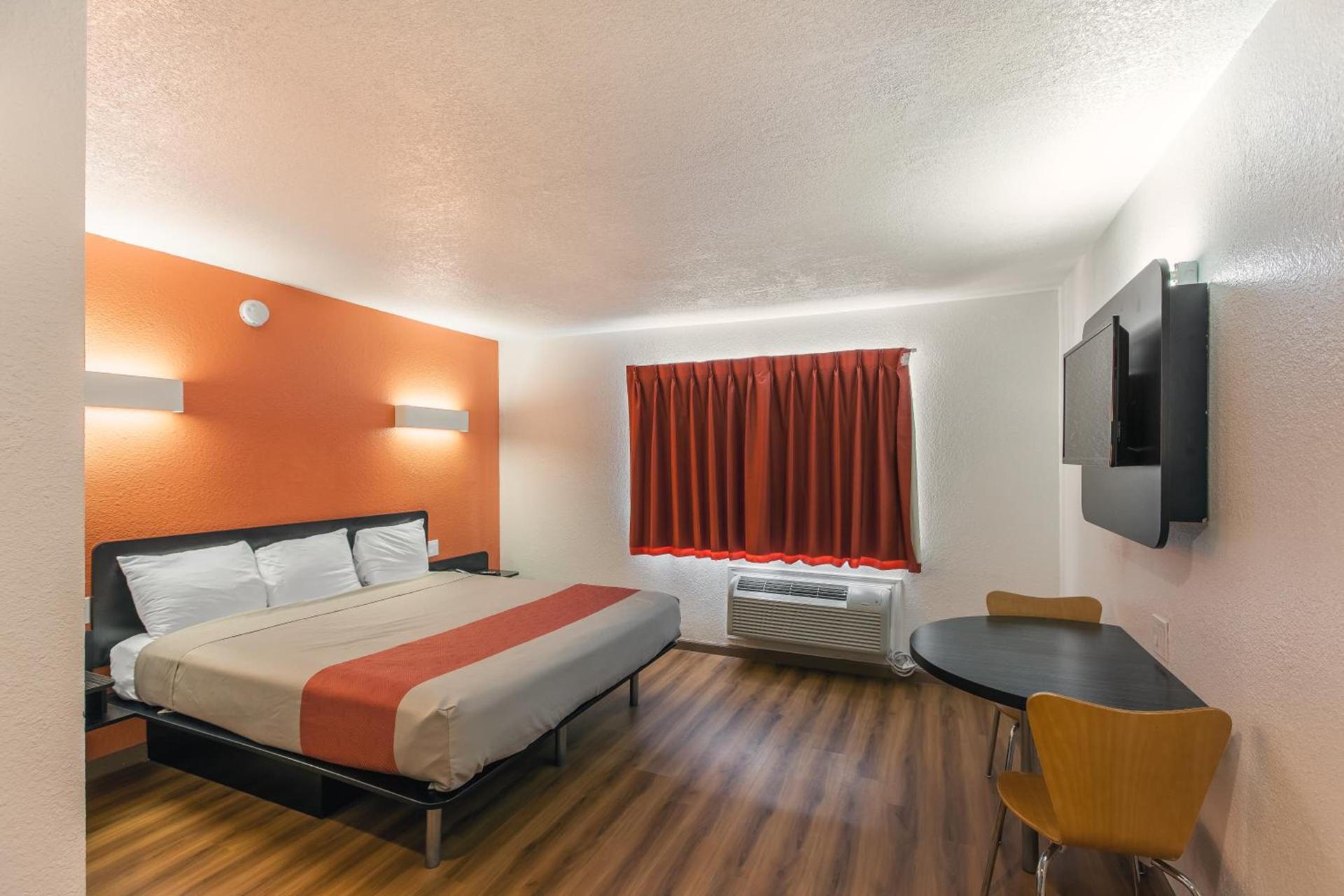 Motel 6-Dallas, TX - South photo 15