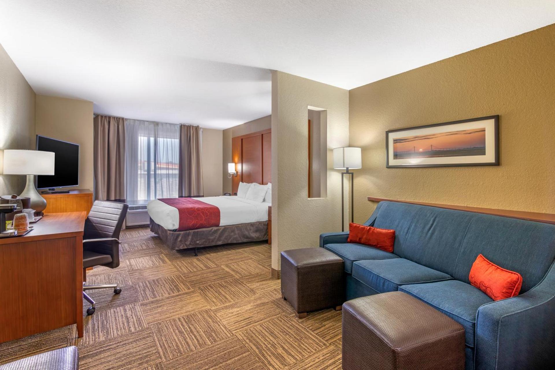 Comfort Suites Brunswick photo 27
