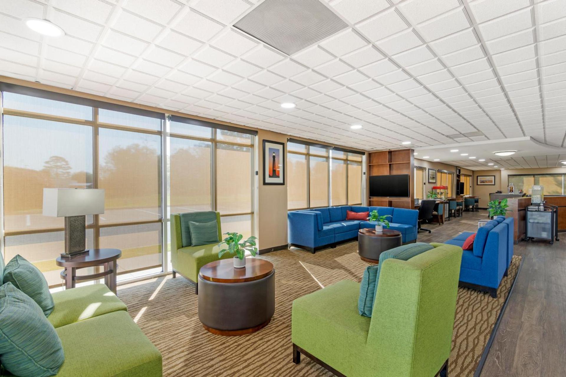 Comfort Suites Brunswick photo 4
