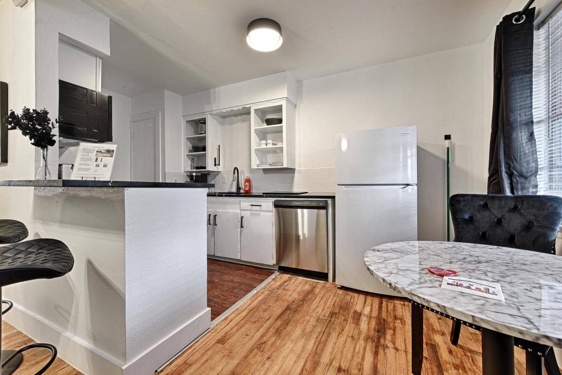 CityPlace bnb Aparthotel photo 20