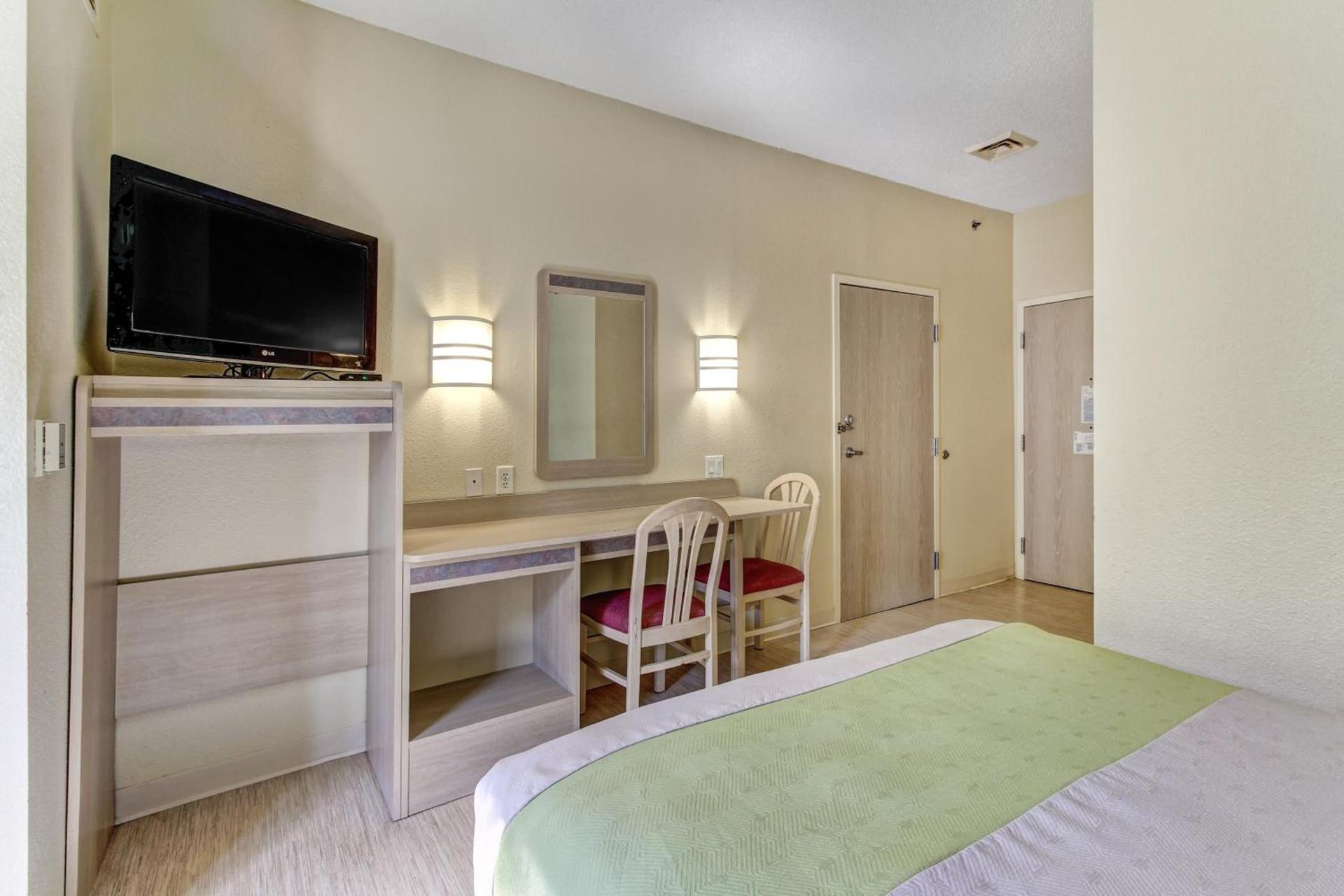 Motel 6-Medina, OH - Cleveland photo 6