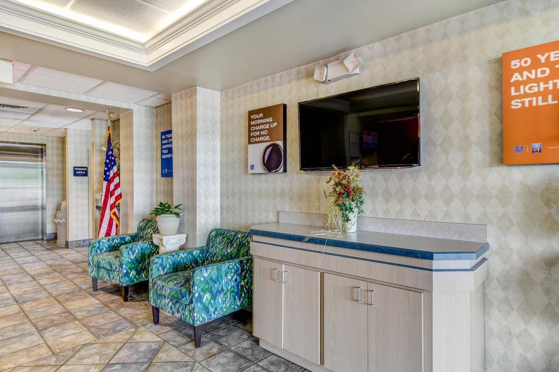 Motel 6-Medina, OH - Cleveland photo 8