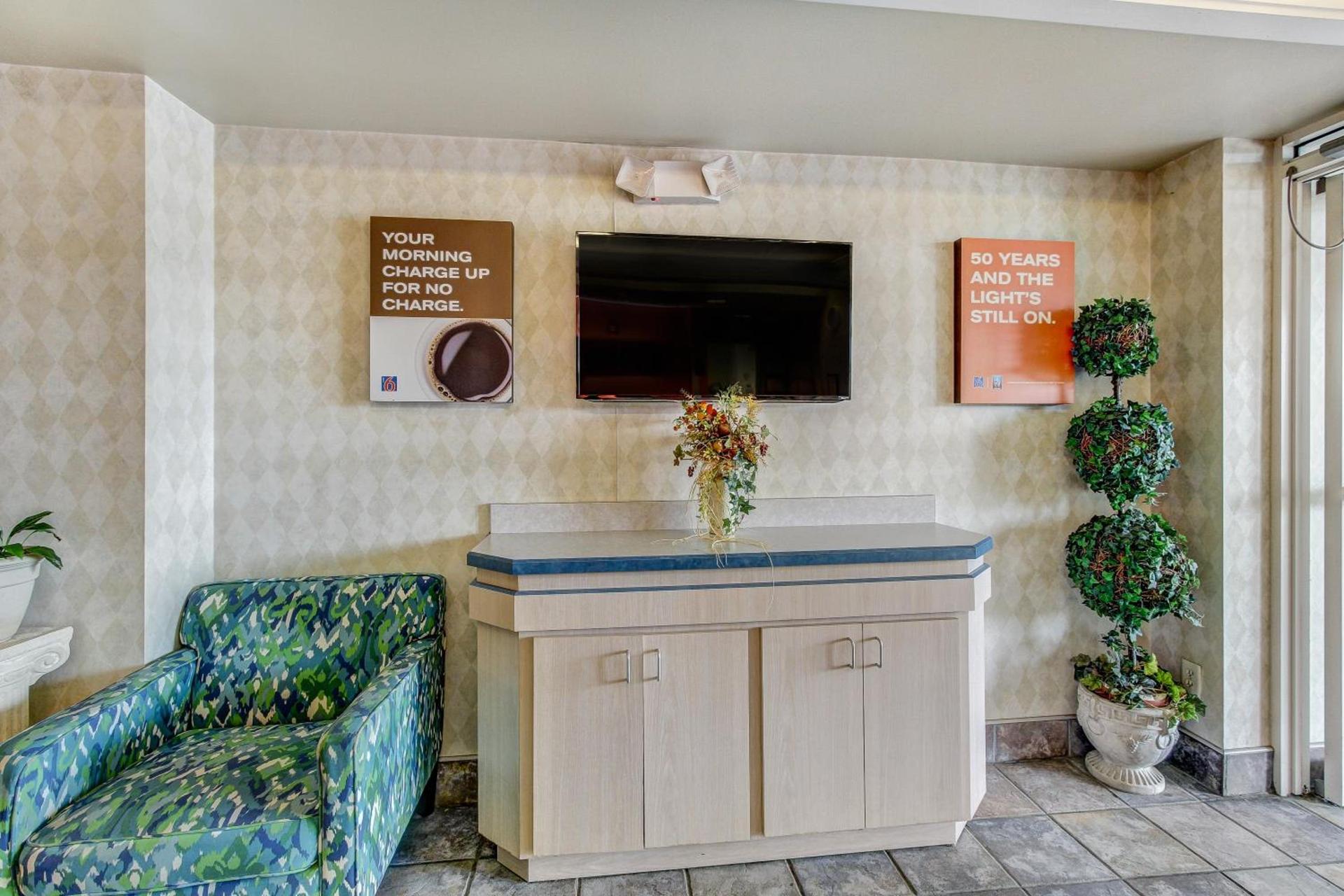 Motel 6-Medina, OH - Cleveland photo 9