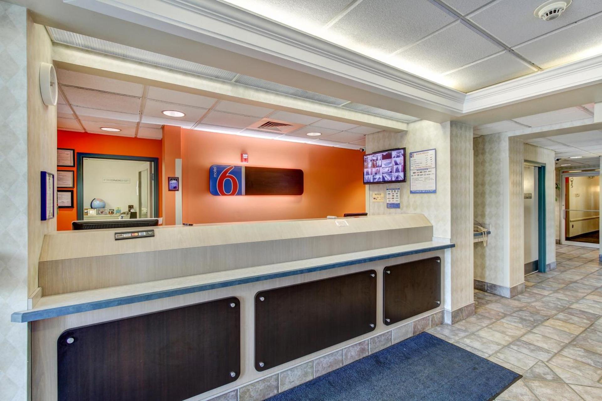Motel 6-Medina, OH - Cleveland photo 17