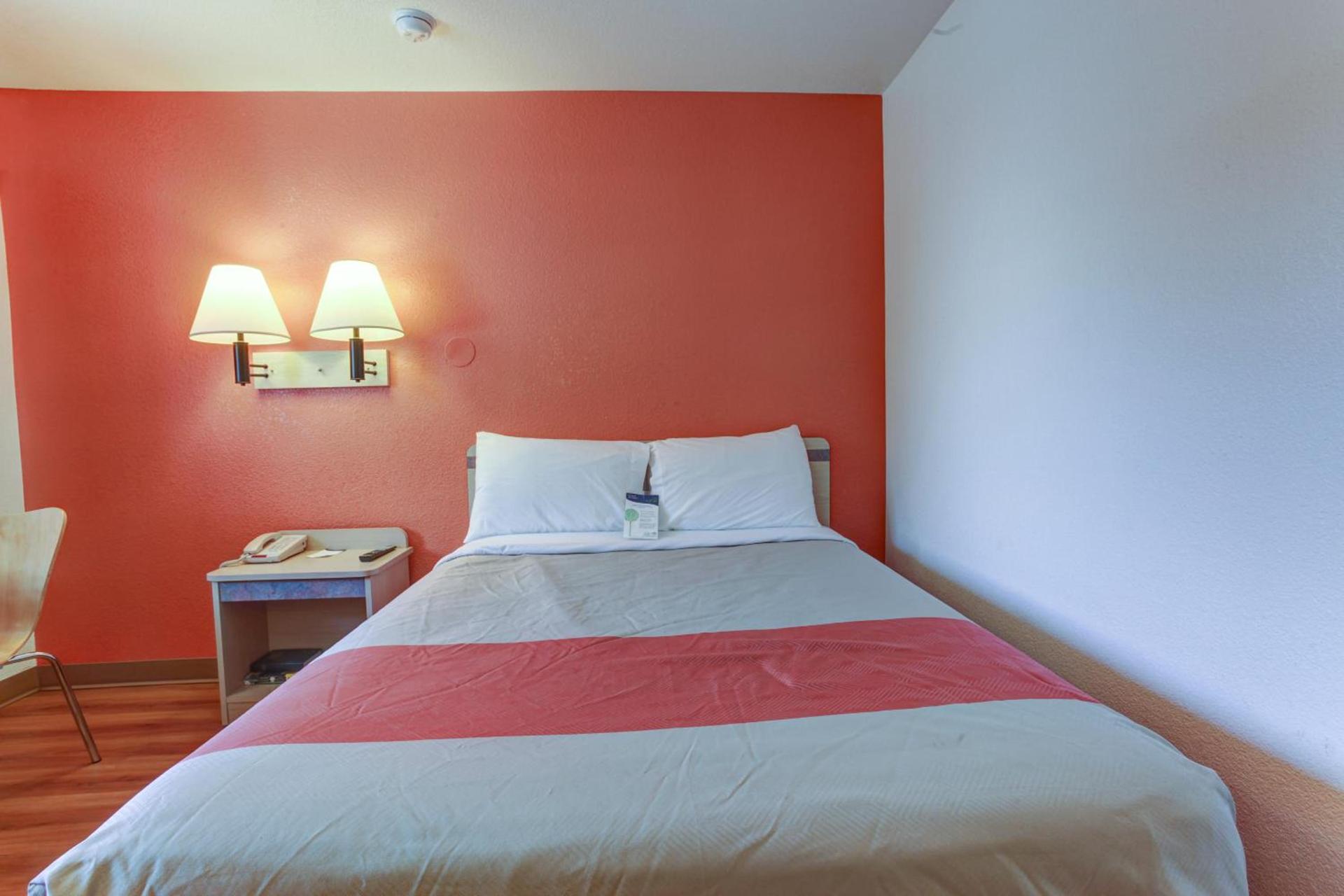 Motel 6-Grants Pass, OR photo 12