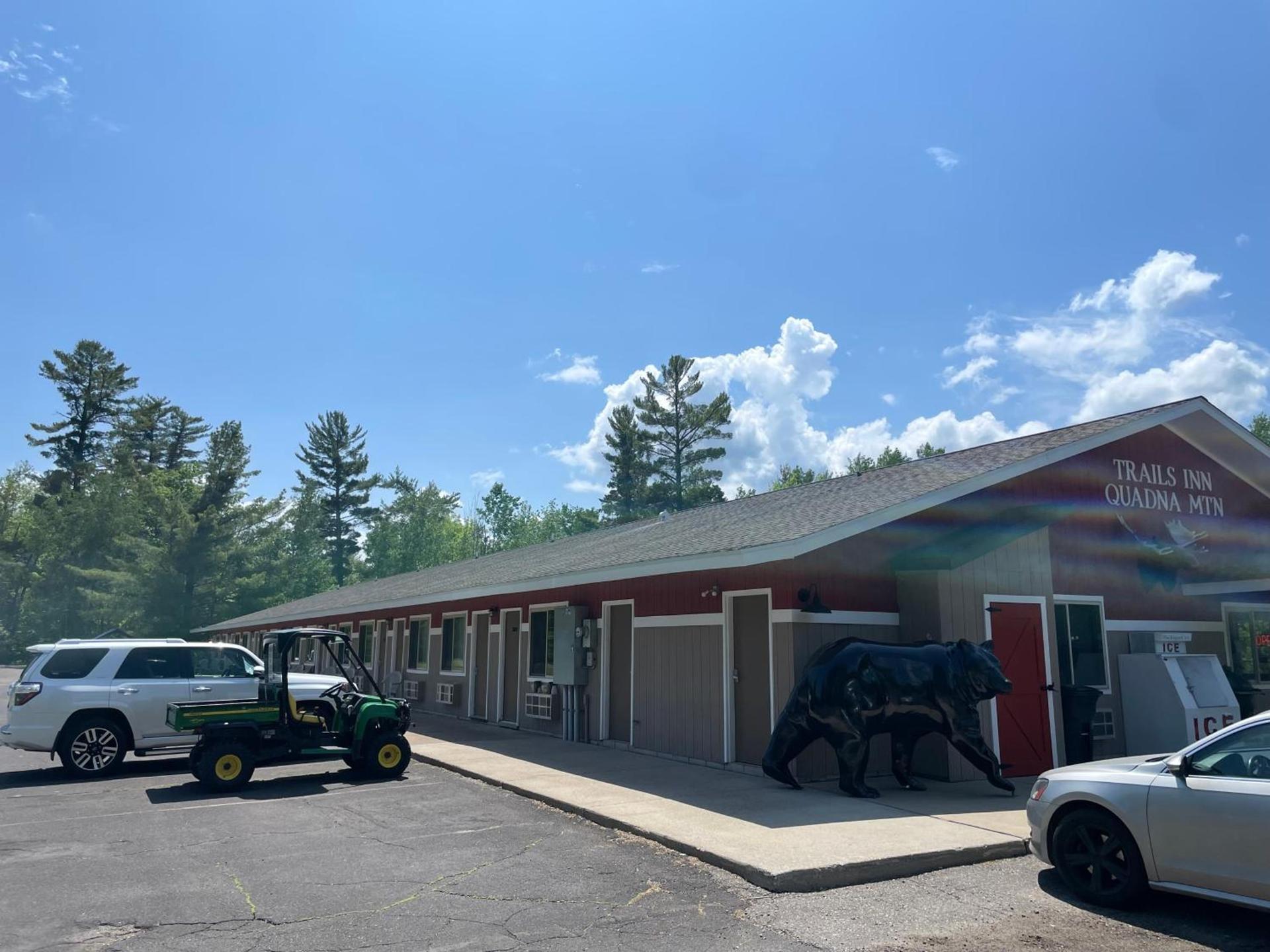 Trails INN Quadna Mountain Motel & RV Park photo 34