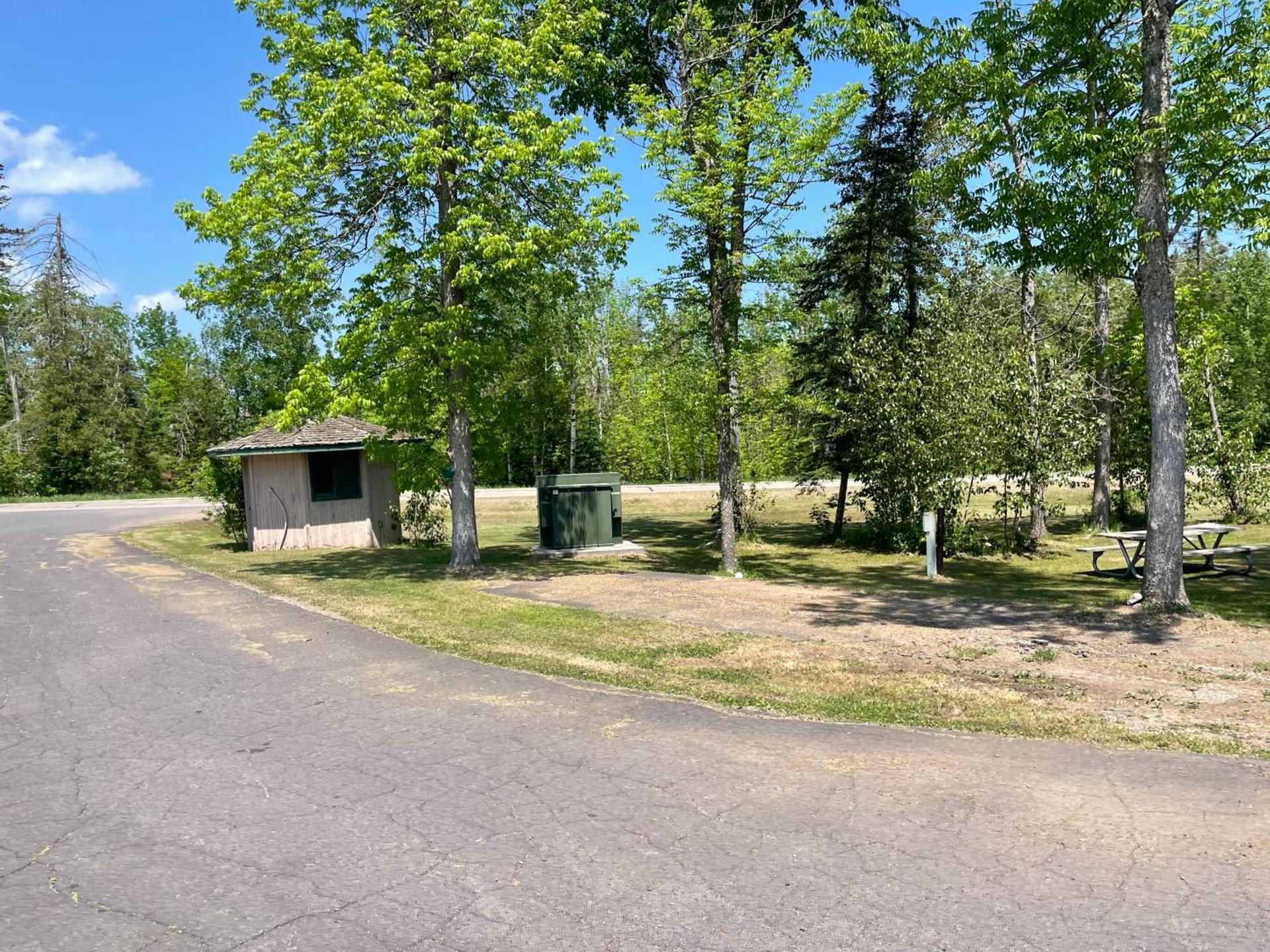 Trails INN Quadna Mountain Motel & RV Park photo 14
