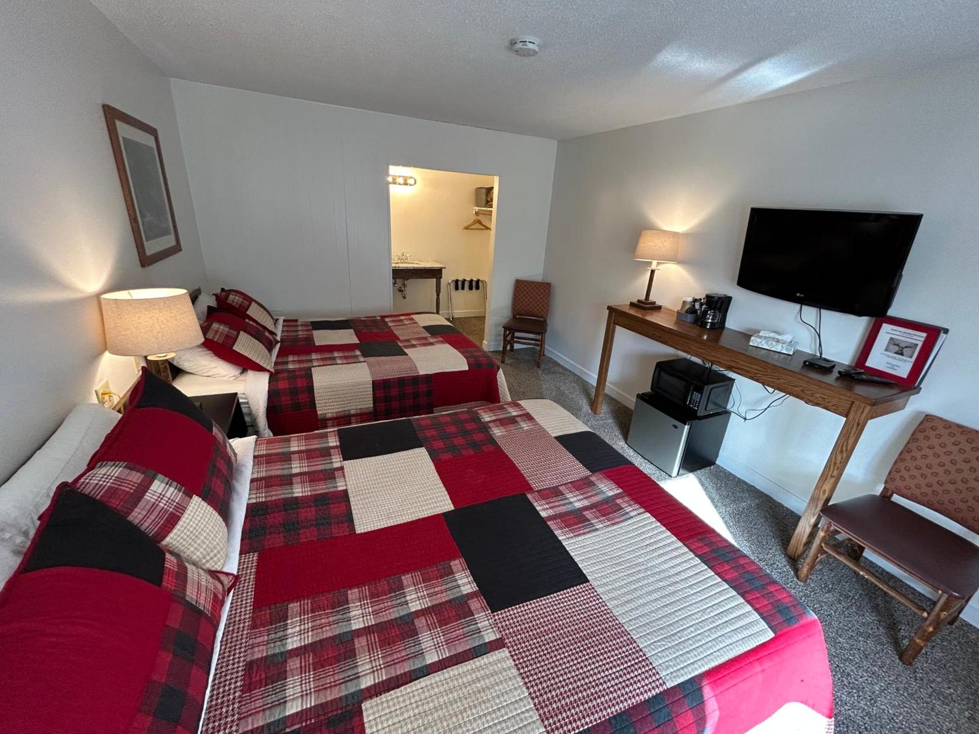 Trails INN Quadna Mountain Motel & RV Park photo 30