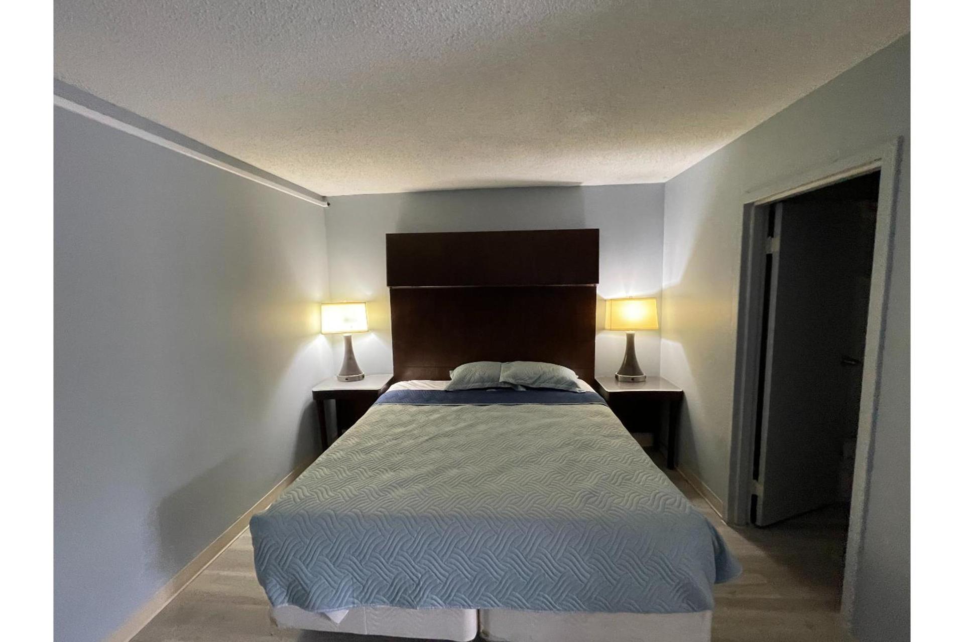 Lamplighter Inn by OYO Charlotte Airport Area photo 12