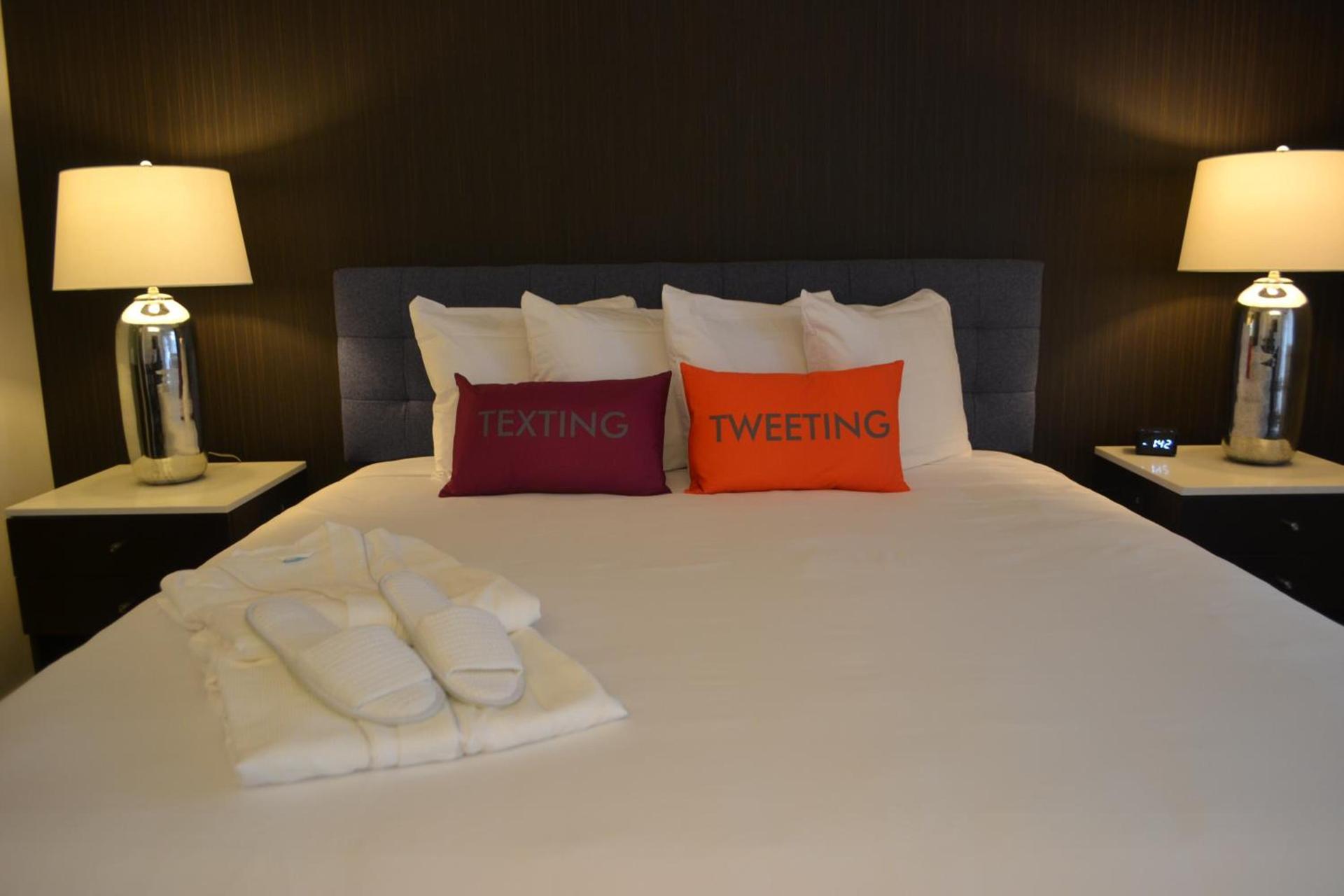 Hotel Lucent photo 32