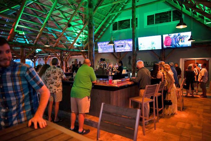 Cape Crossing Resort & Marina photo 68