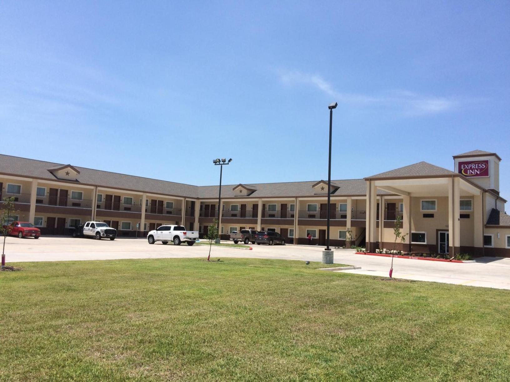 Express Inn photo 2