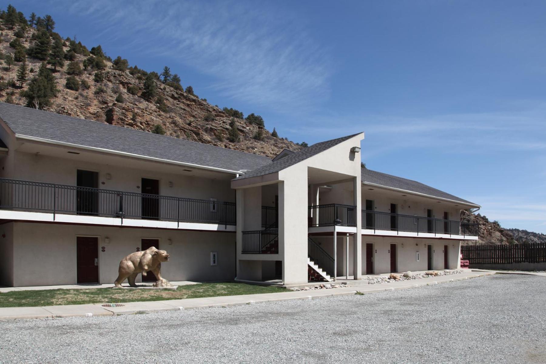 Argo Inn and Suites photo 6