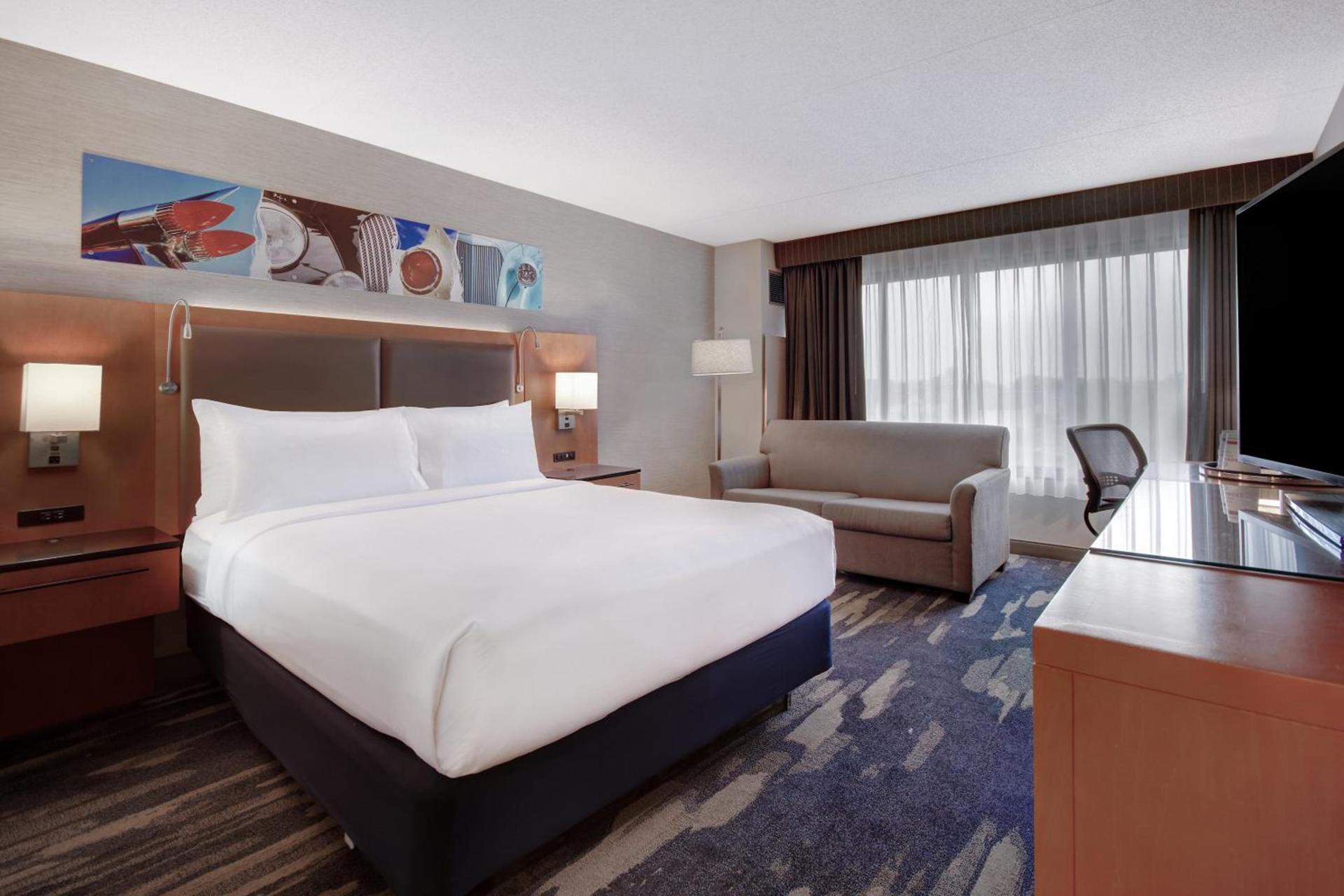Crowne Plaza Auburn Hills by IHG photo 6