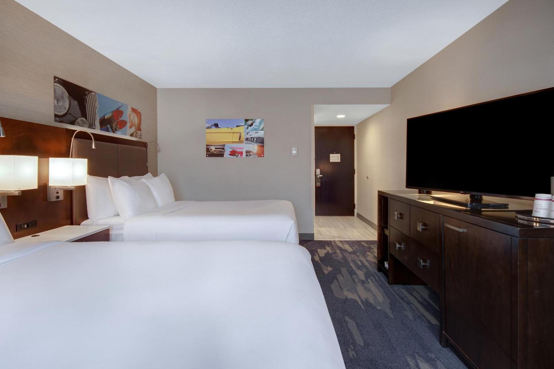 Crowne Plaza Auburn Hills by IHG photo 11