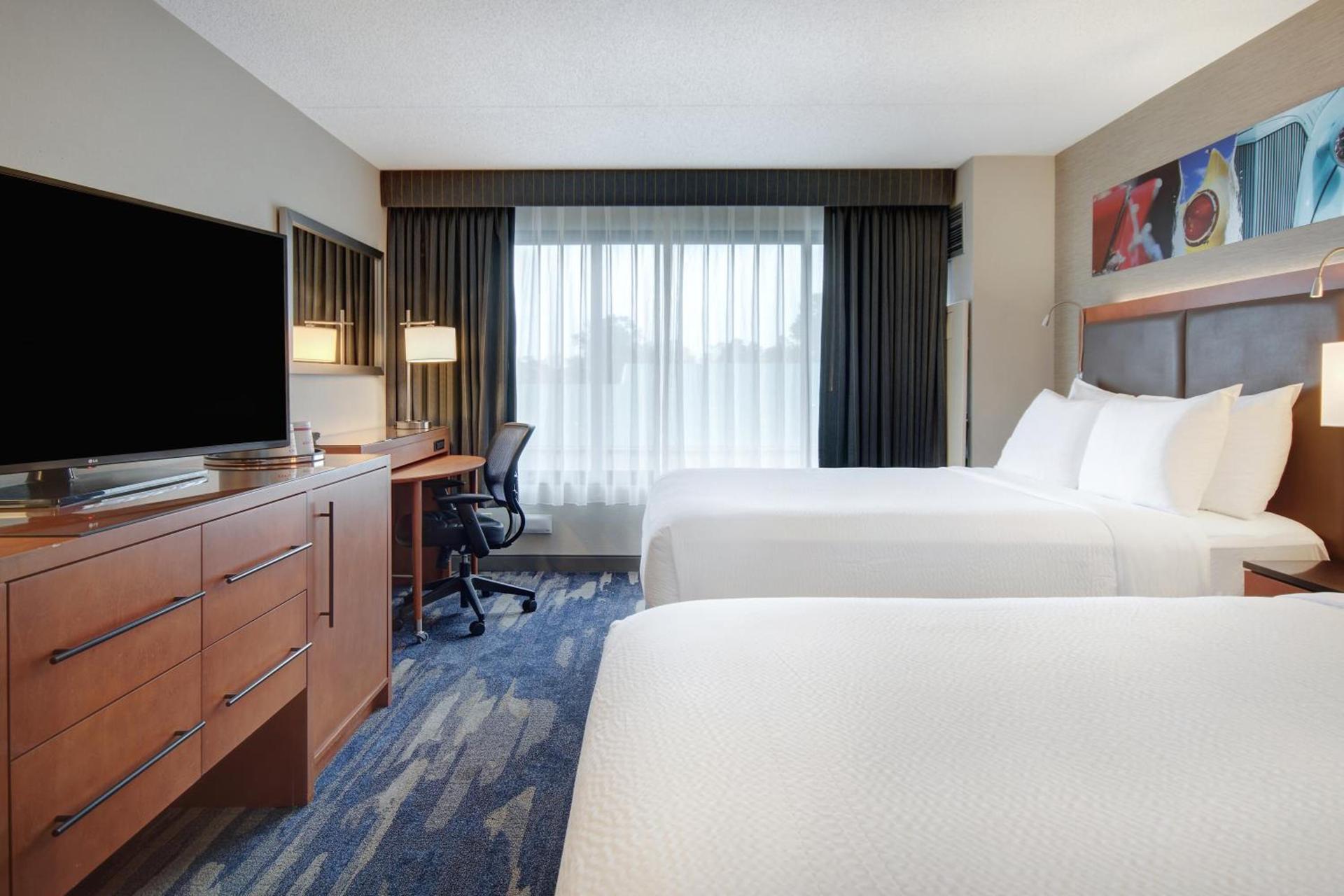 Crowne Plaza Auburn Hills by IHG photo 14