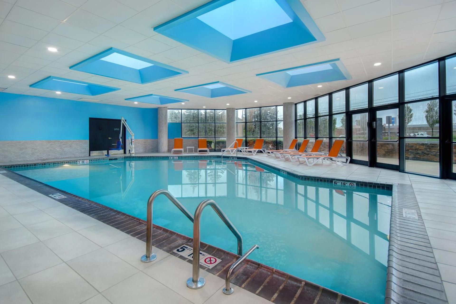 Crowne Plaza Auburn Hills by IHG photo 16