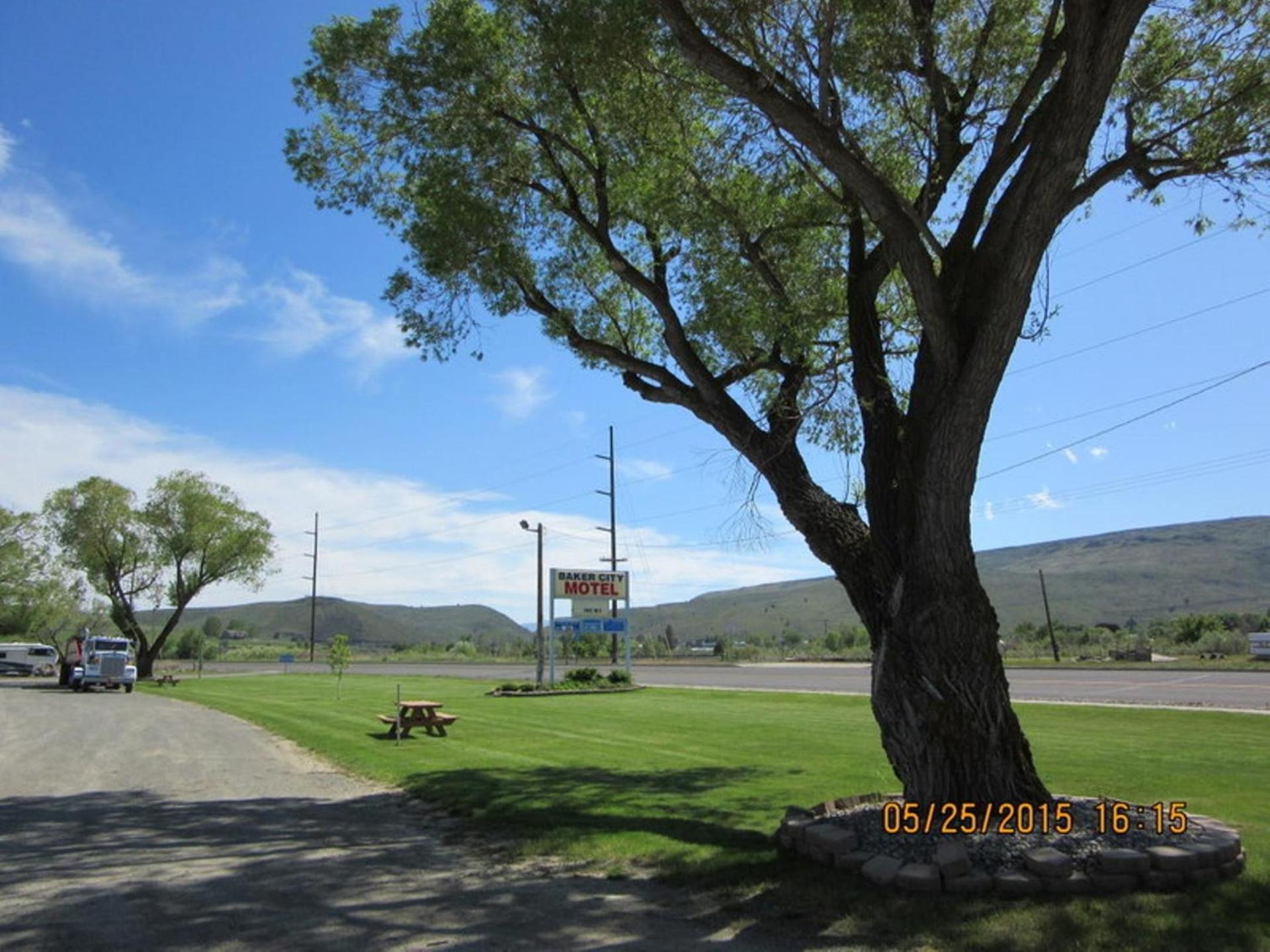 Baker City Motel & RV photo 17