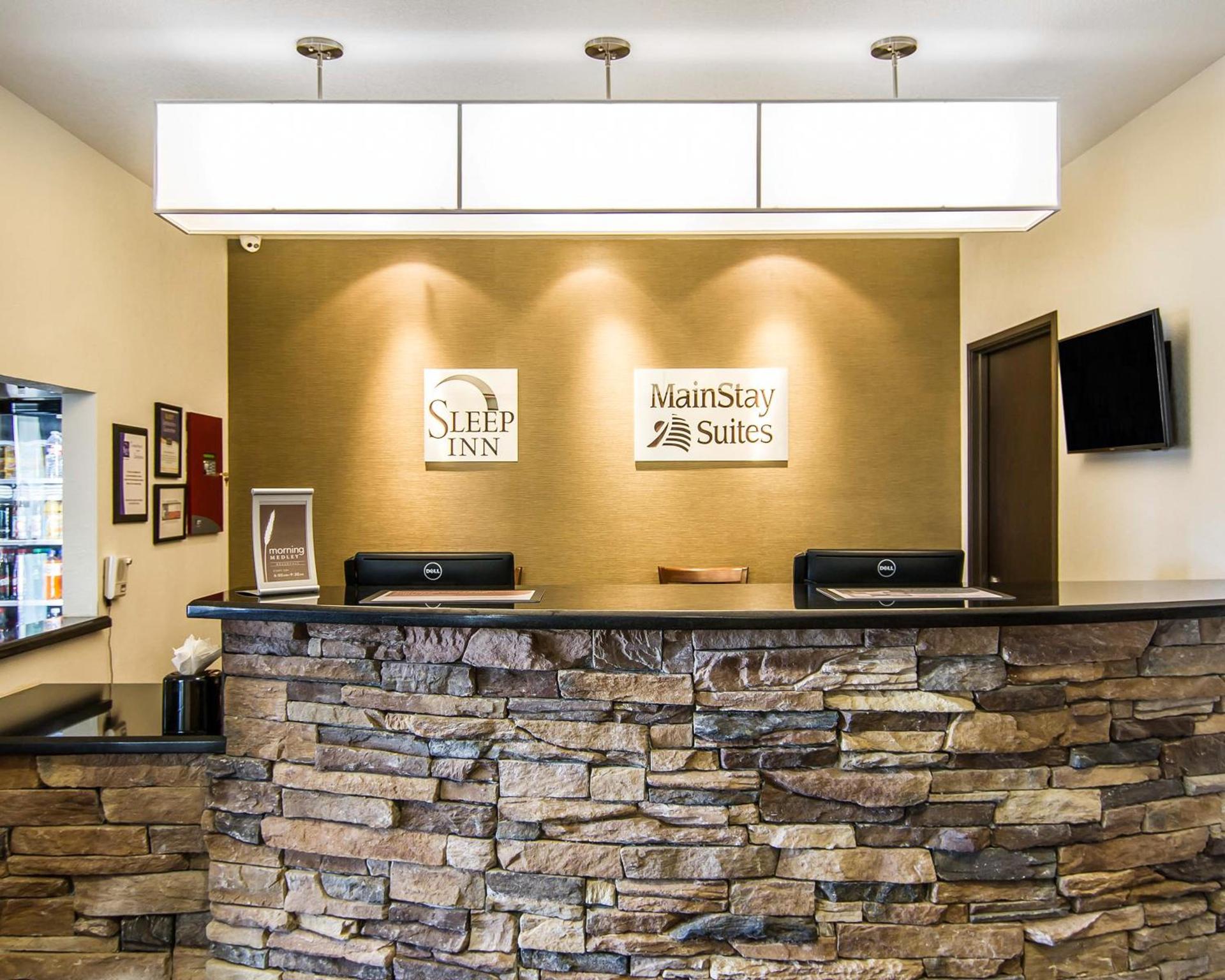 MainStay Suites Lufkin photo 2