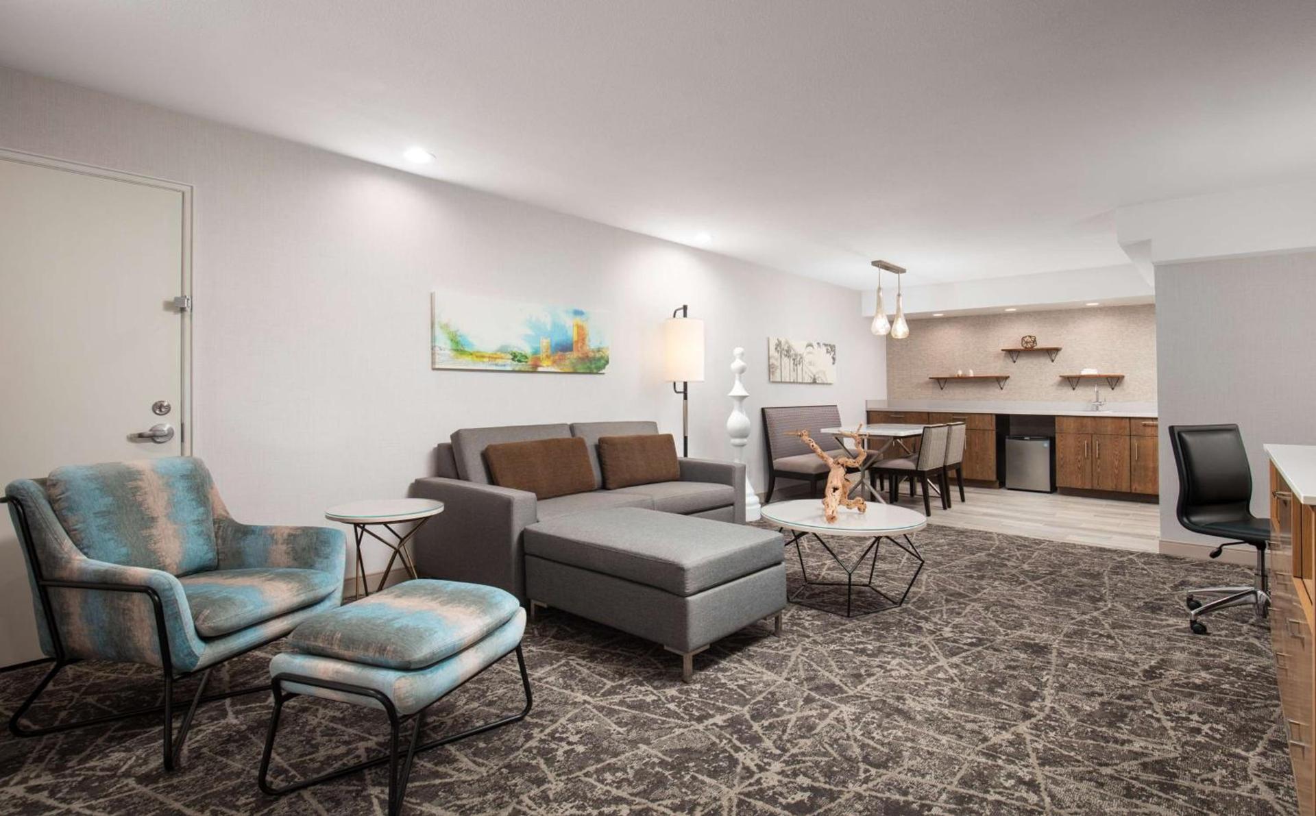 DoubleTree By Hilton Sacramento photo 35