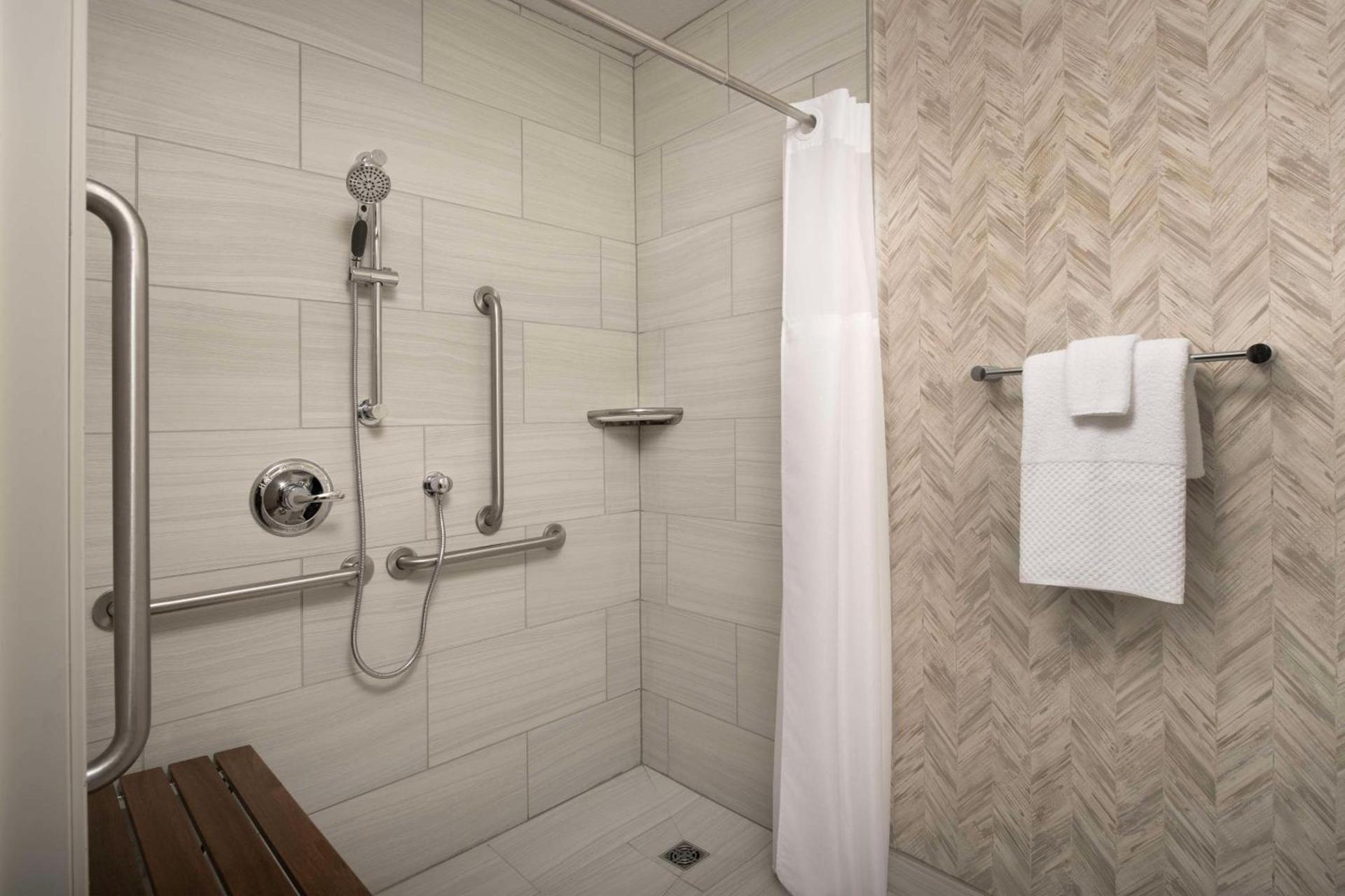 DoubleTree by Hilton Hotel Salem, Oregon photo 14