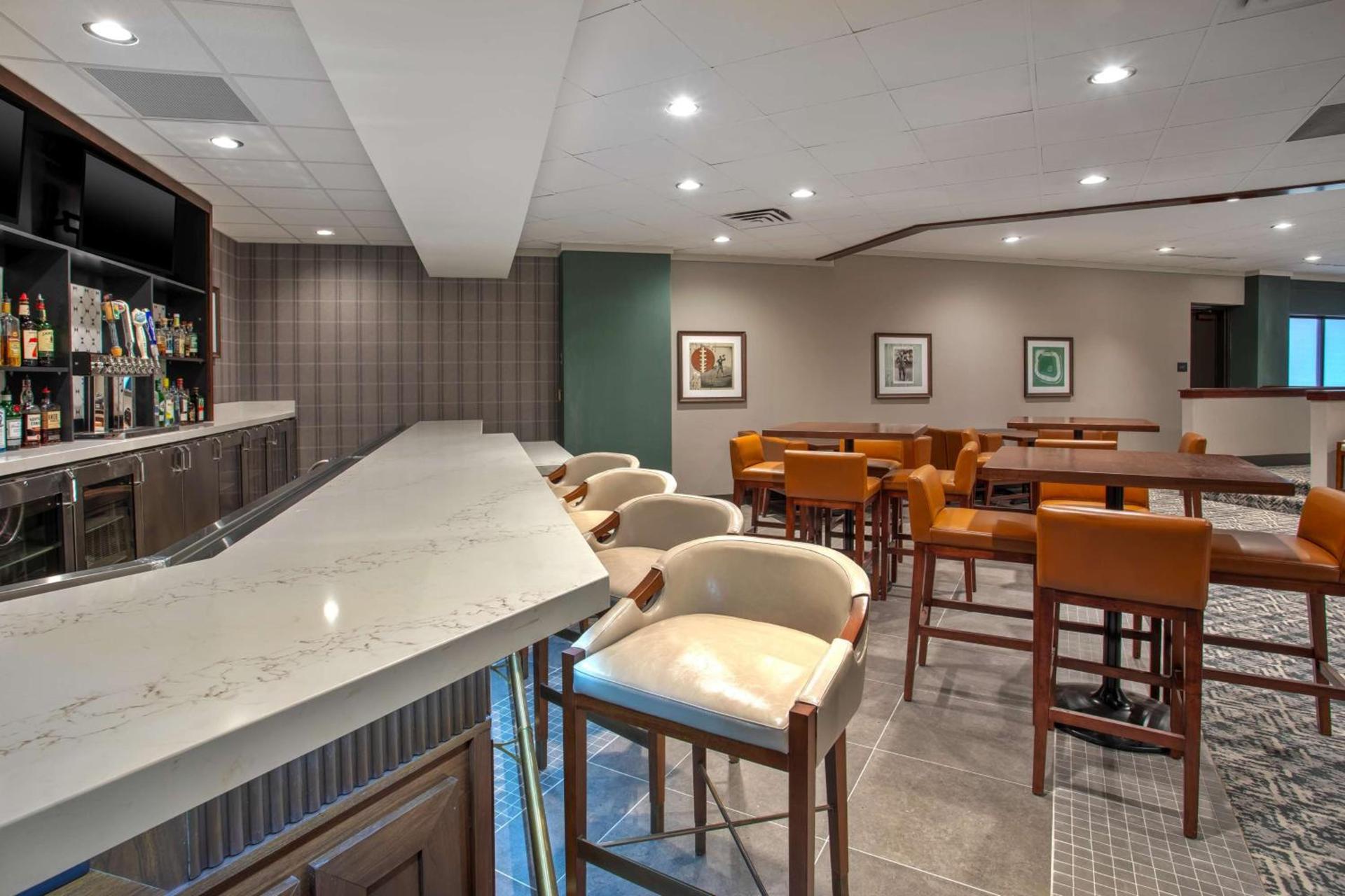 DoubleTree by Hilton Lansing photo 43