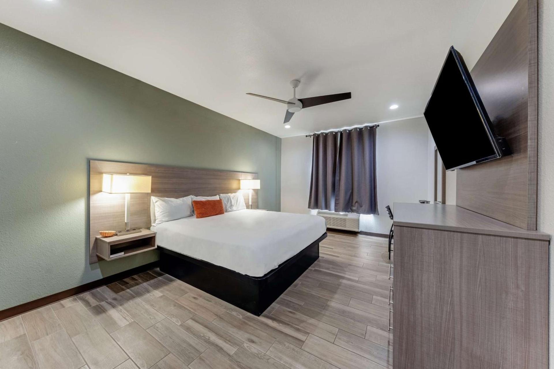 Americas Best Value Inn San Antonio Downtown Riverwalk photo 19