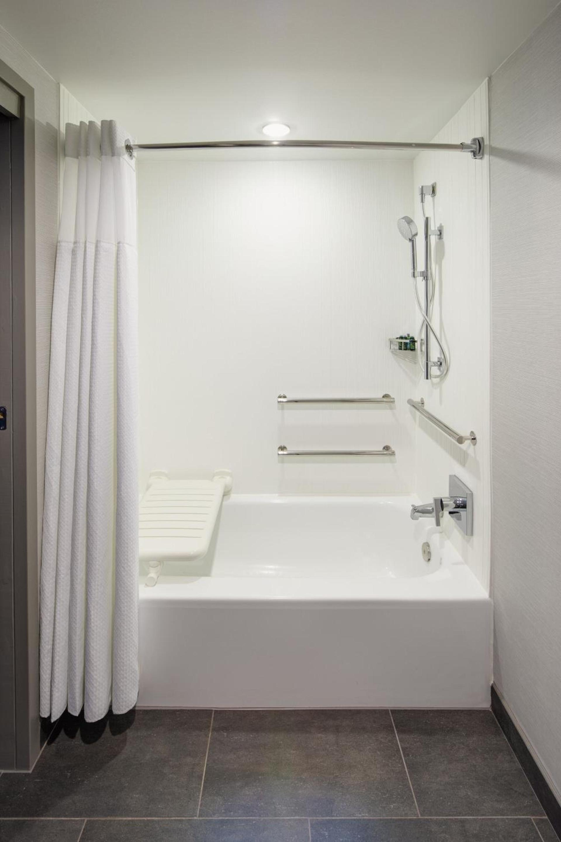Courtyard by Marriott Chicago Downtown/River North photo 19
