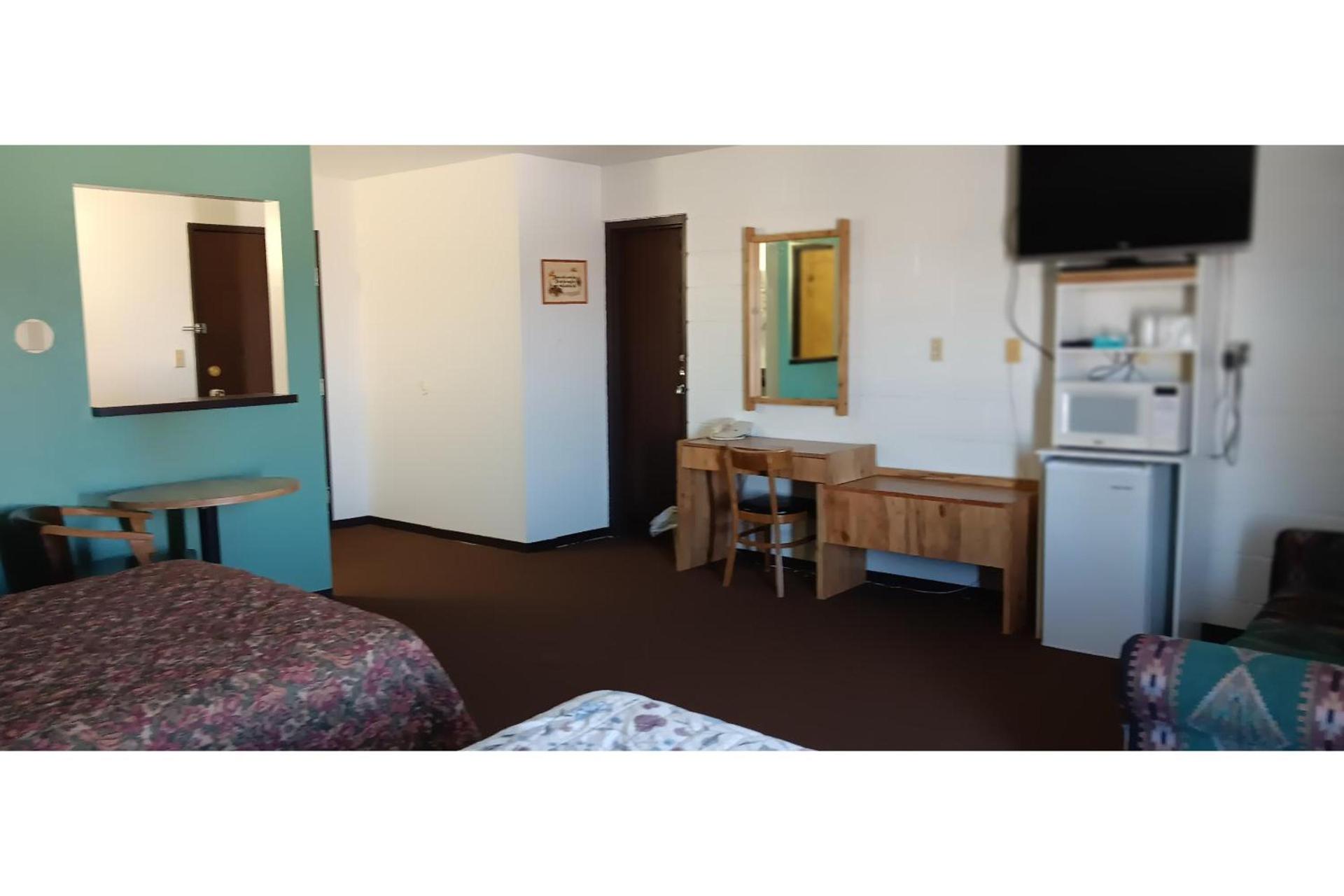 Scotwood Motel by OYO Washburn ND photo 30