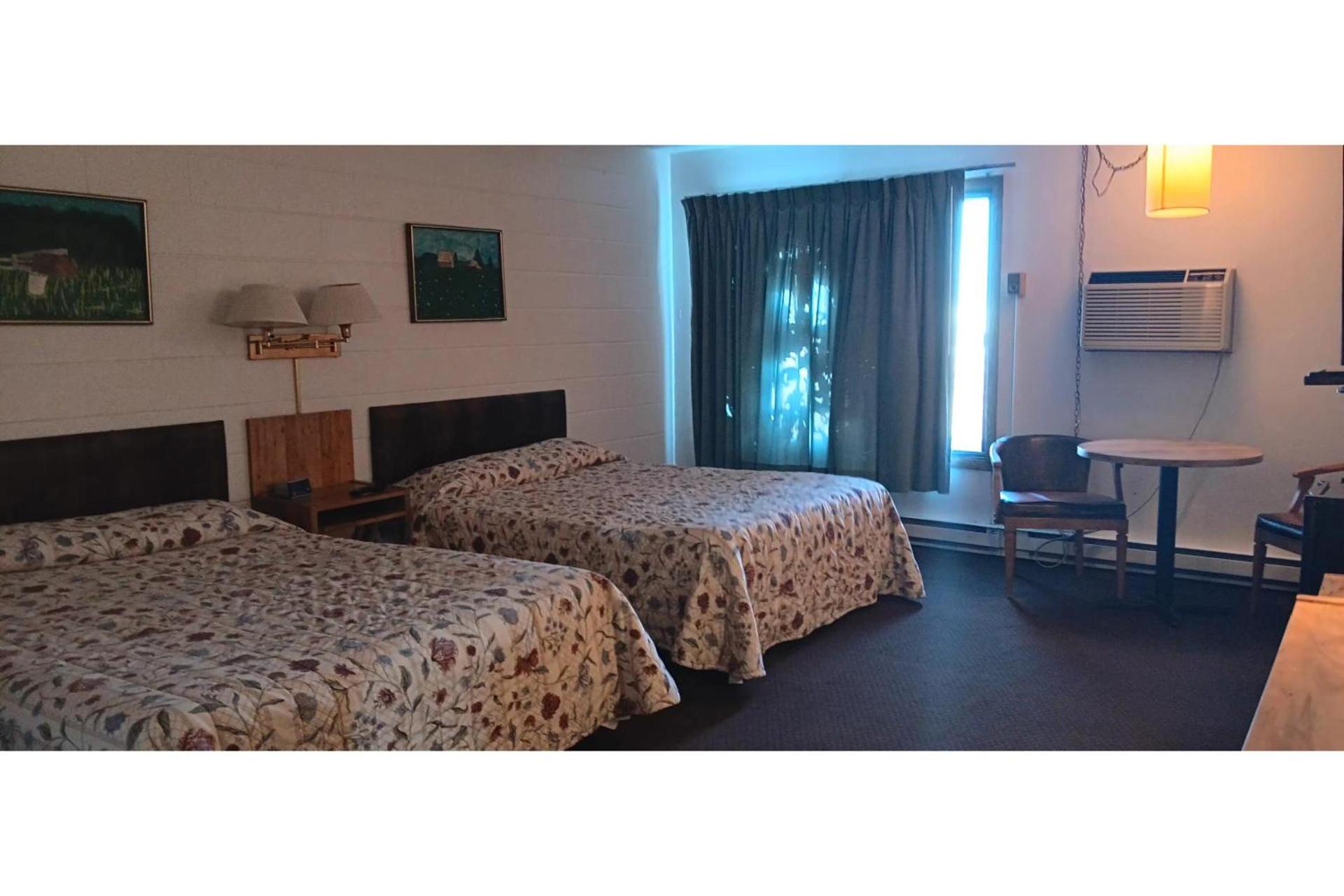 Scotwood Motel by OYO Washburn ND photo 26