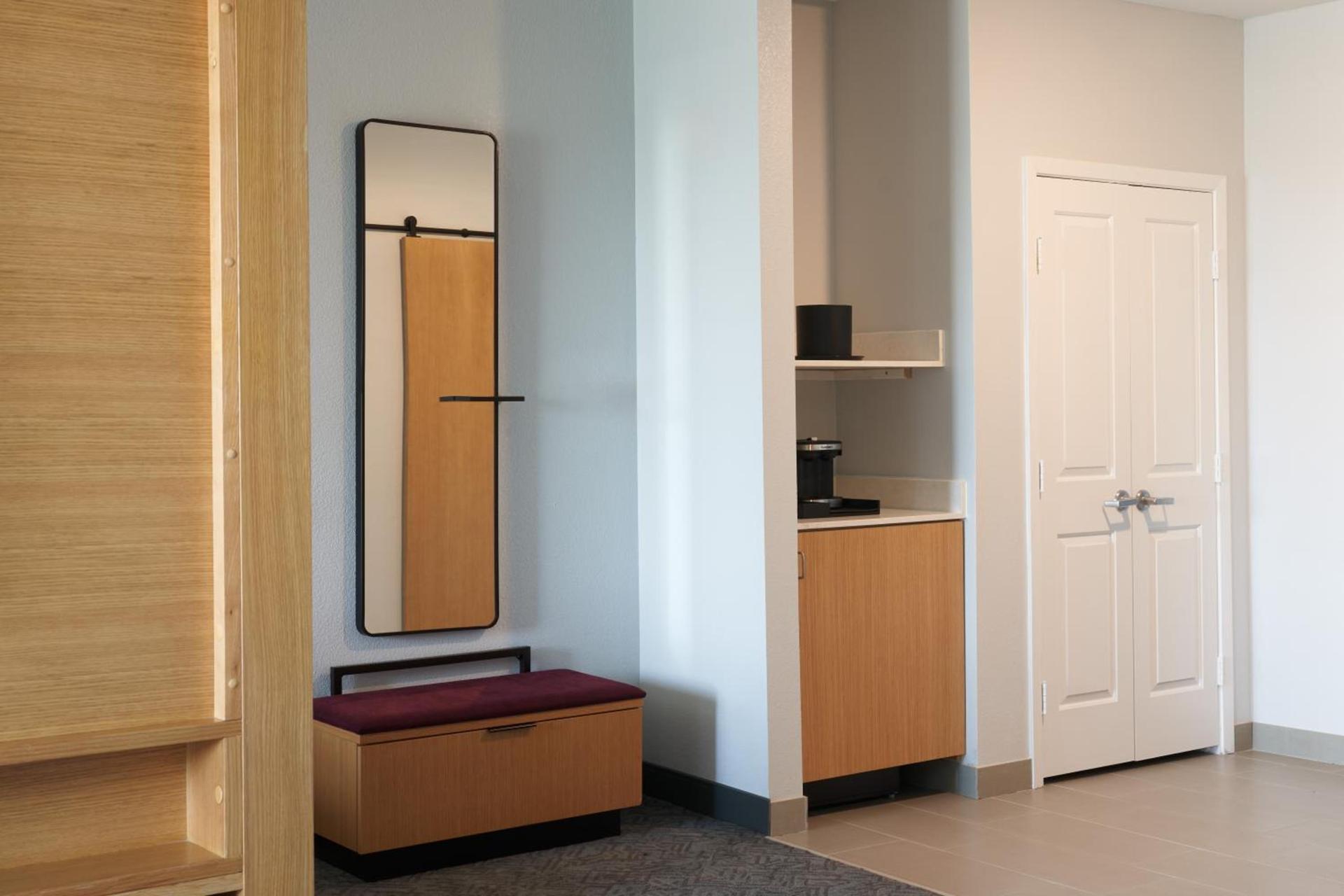 DoubleTree by Hilton Houston Westchase photo 32