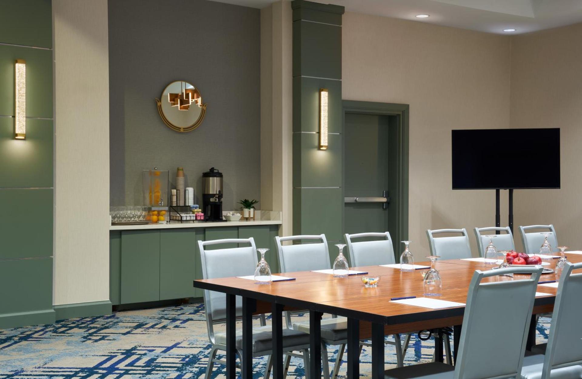 DoubleTree by Hilton Houston Westchase photo 26