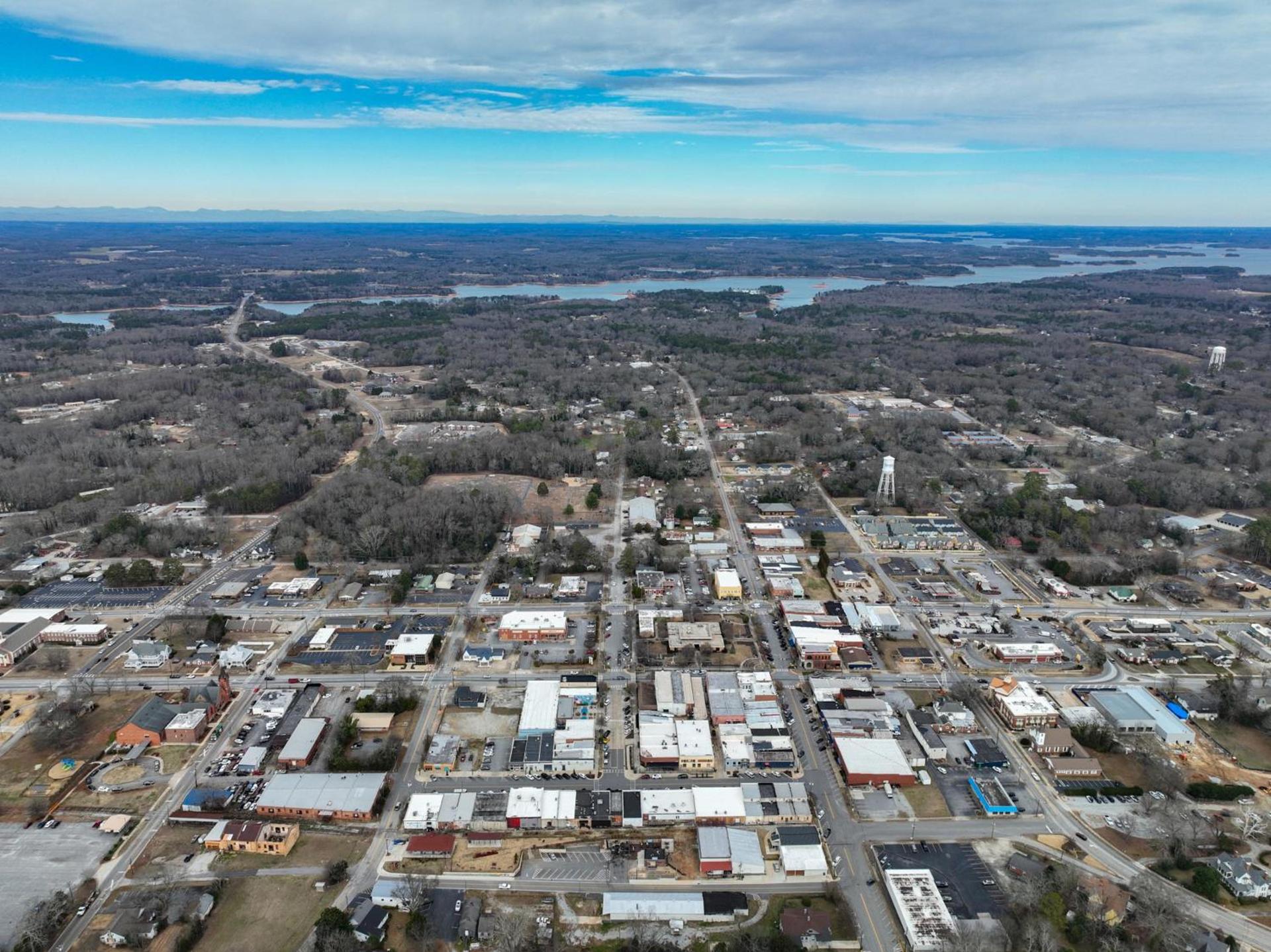 Hartwell Suites photo 4