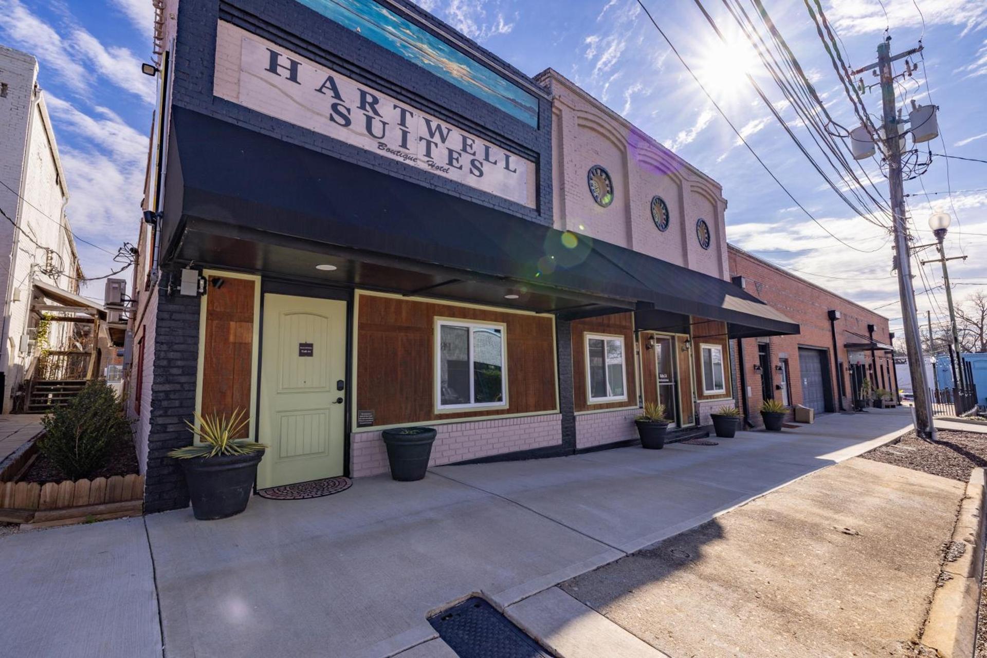 Hartwell Suites photo 6