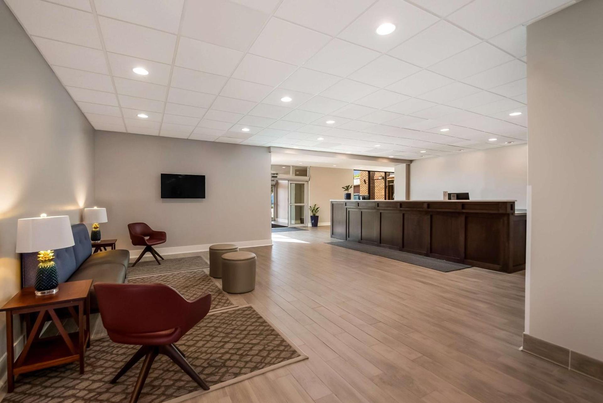 Best Western Springfield photo 2