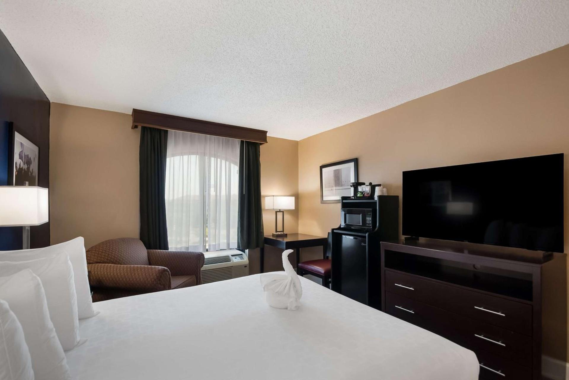 Best Western Springfield photo 13