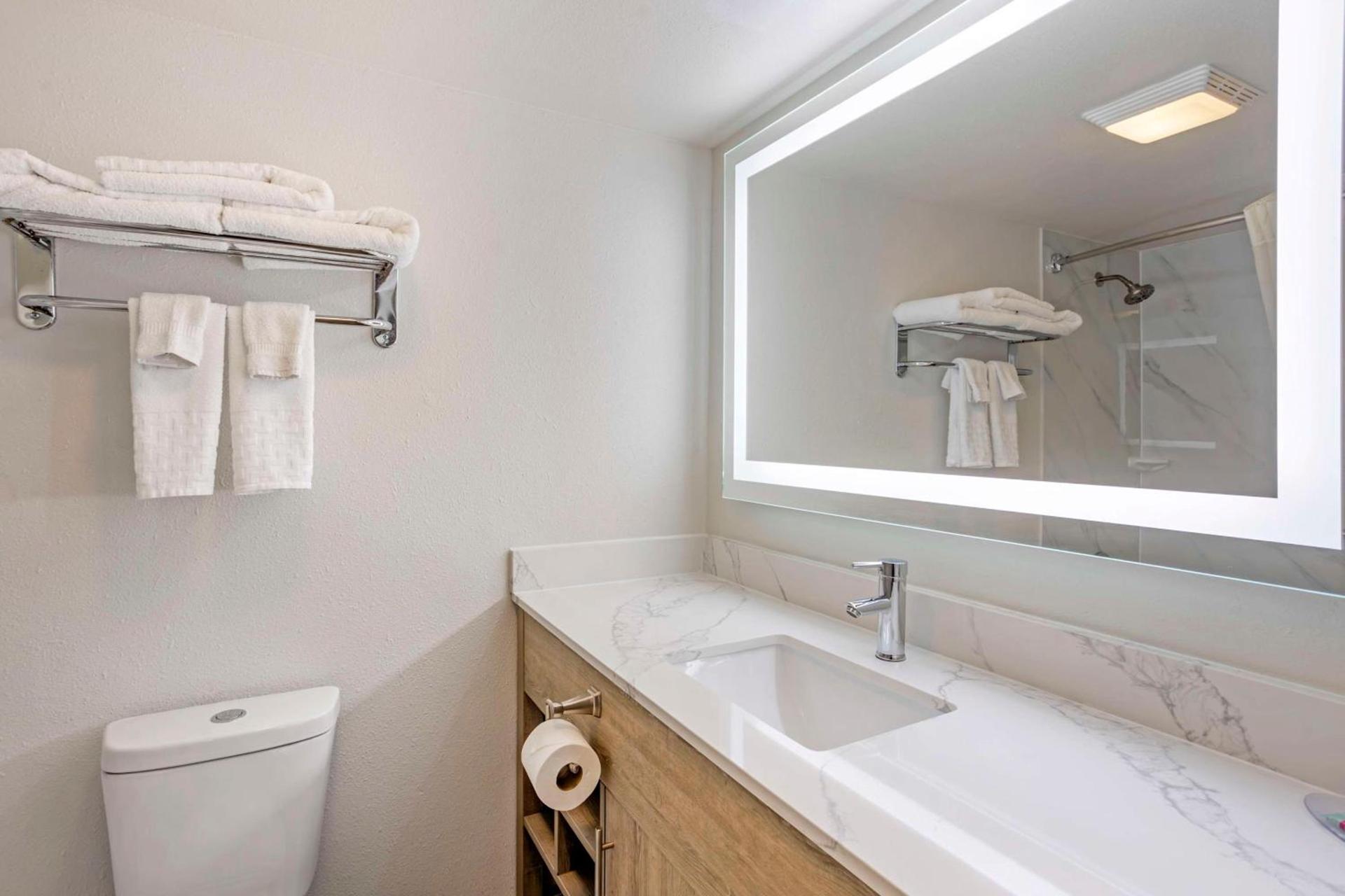 Best Western Westgate Inn photo 47