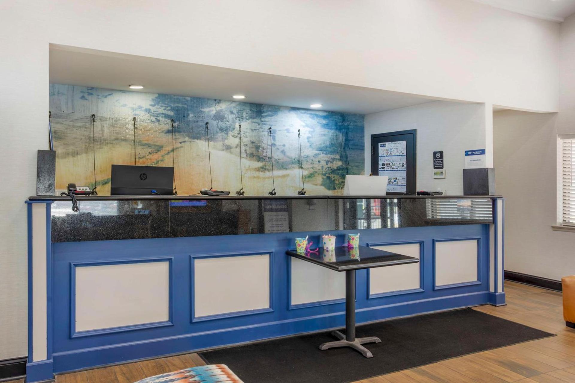 Best Western Westgate Inn photo 54