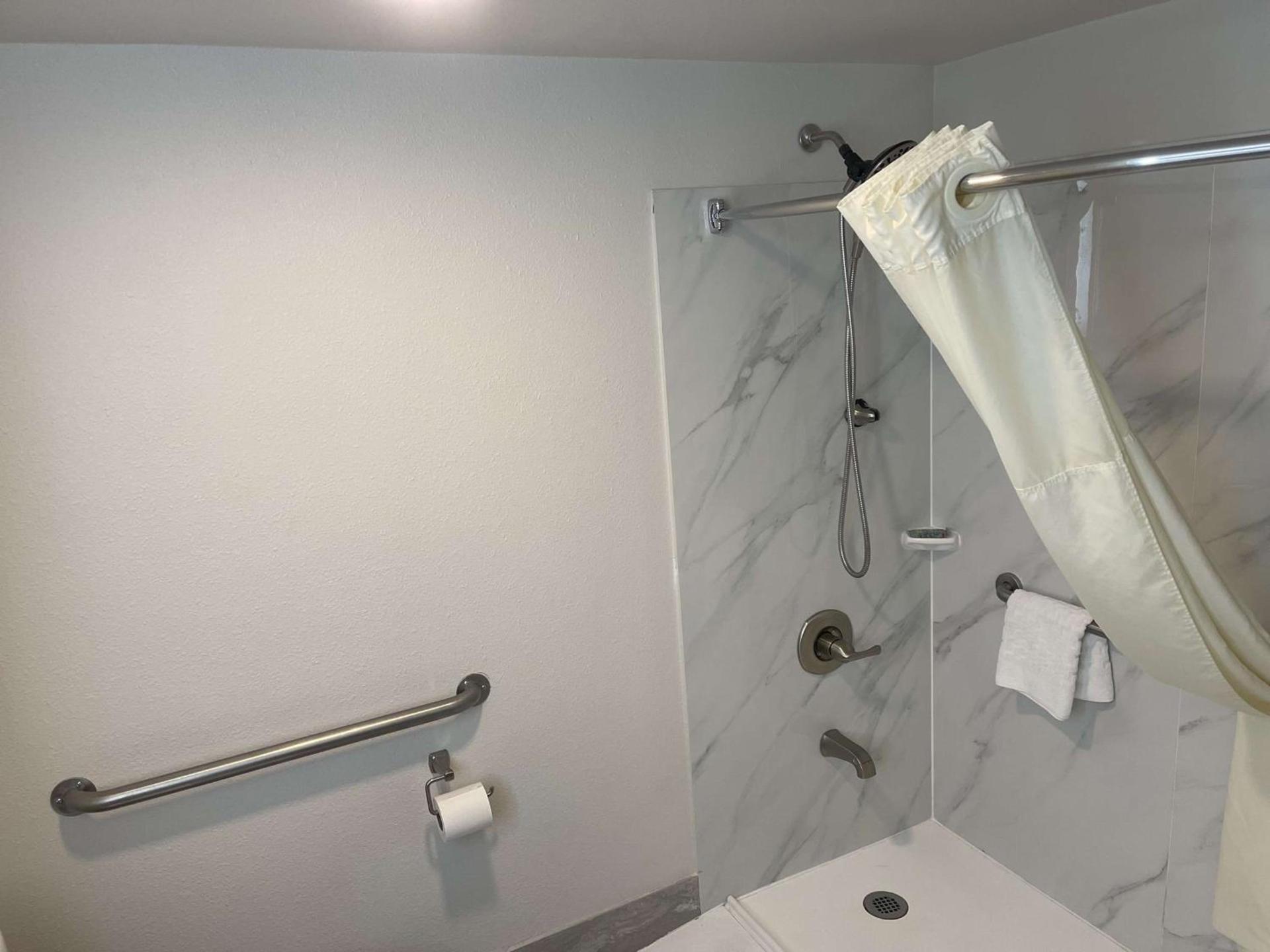 Best Western Westgate Inn photo 17