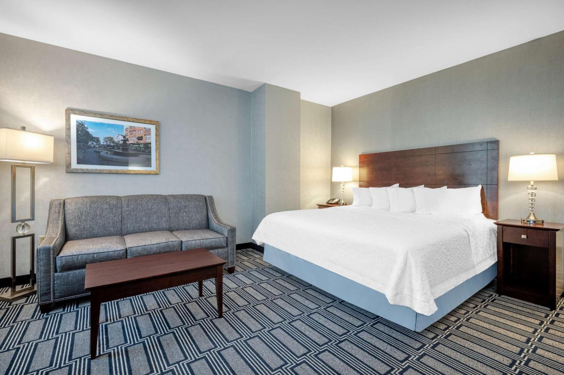 Hampton Inn & Suites Providence Downtown photo 33