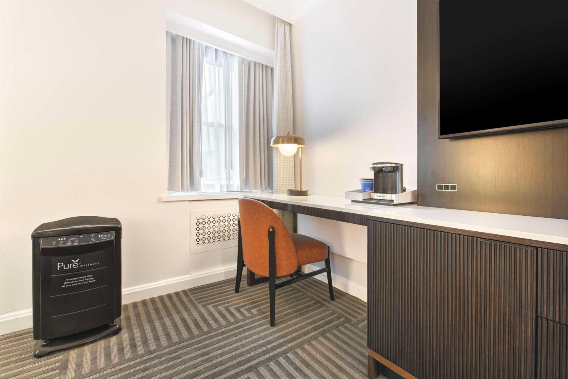 Capital Hilton photo 59