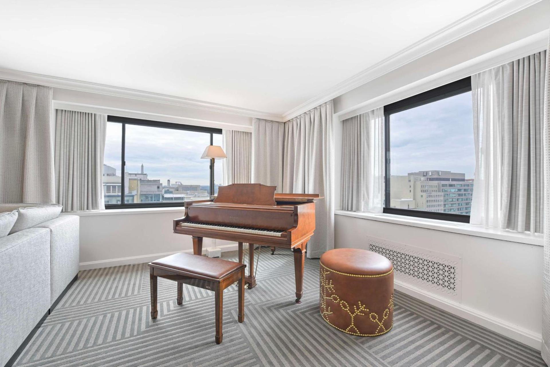 Capital Hilton photo 72