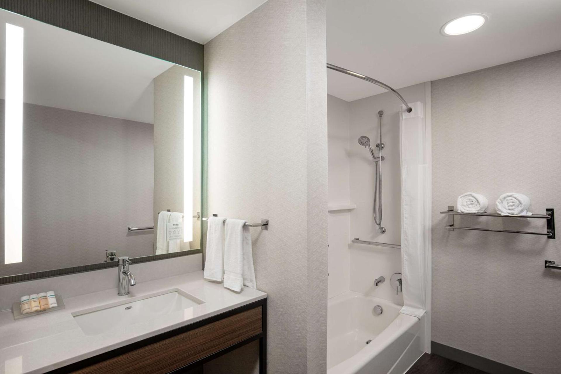 Hilton Garden Inn Kalispell photo 13