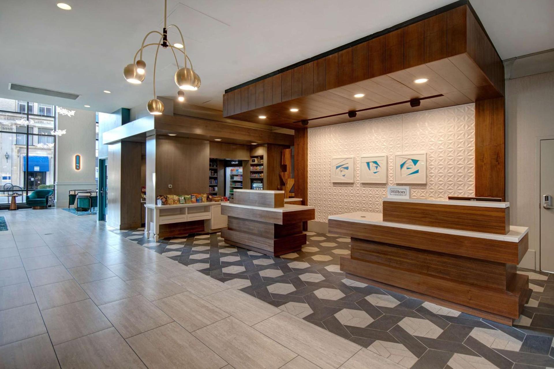Hilton Garden Inn Terre Haute photo 9