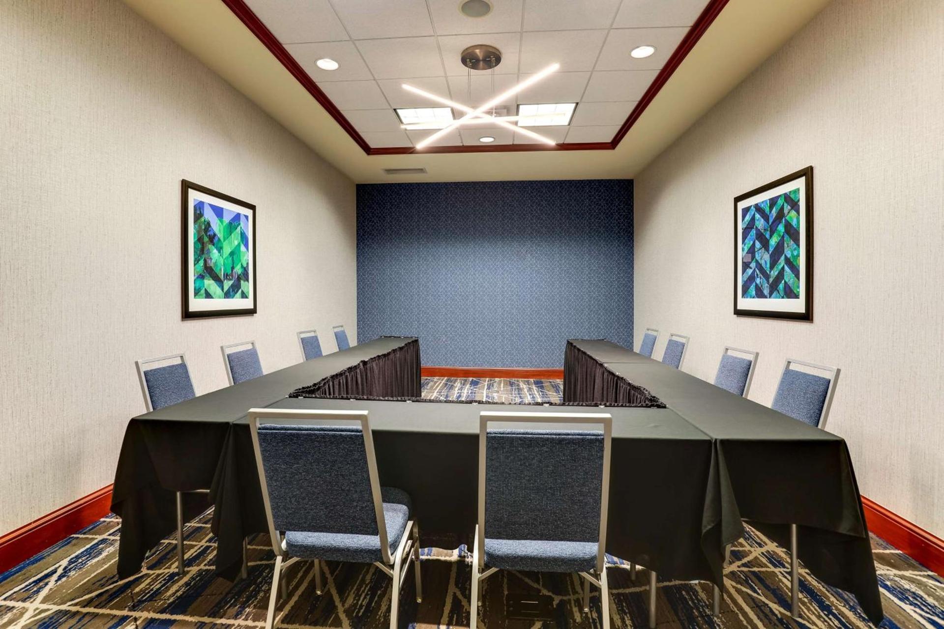 Hilton Garden Inn Indianapolis Airport photo 51